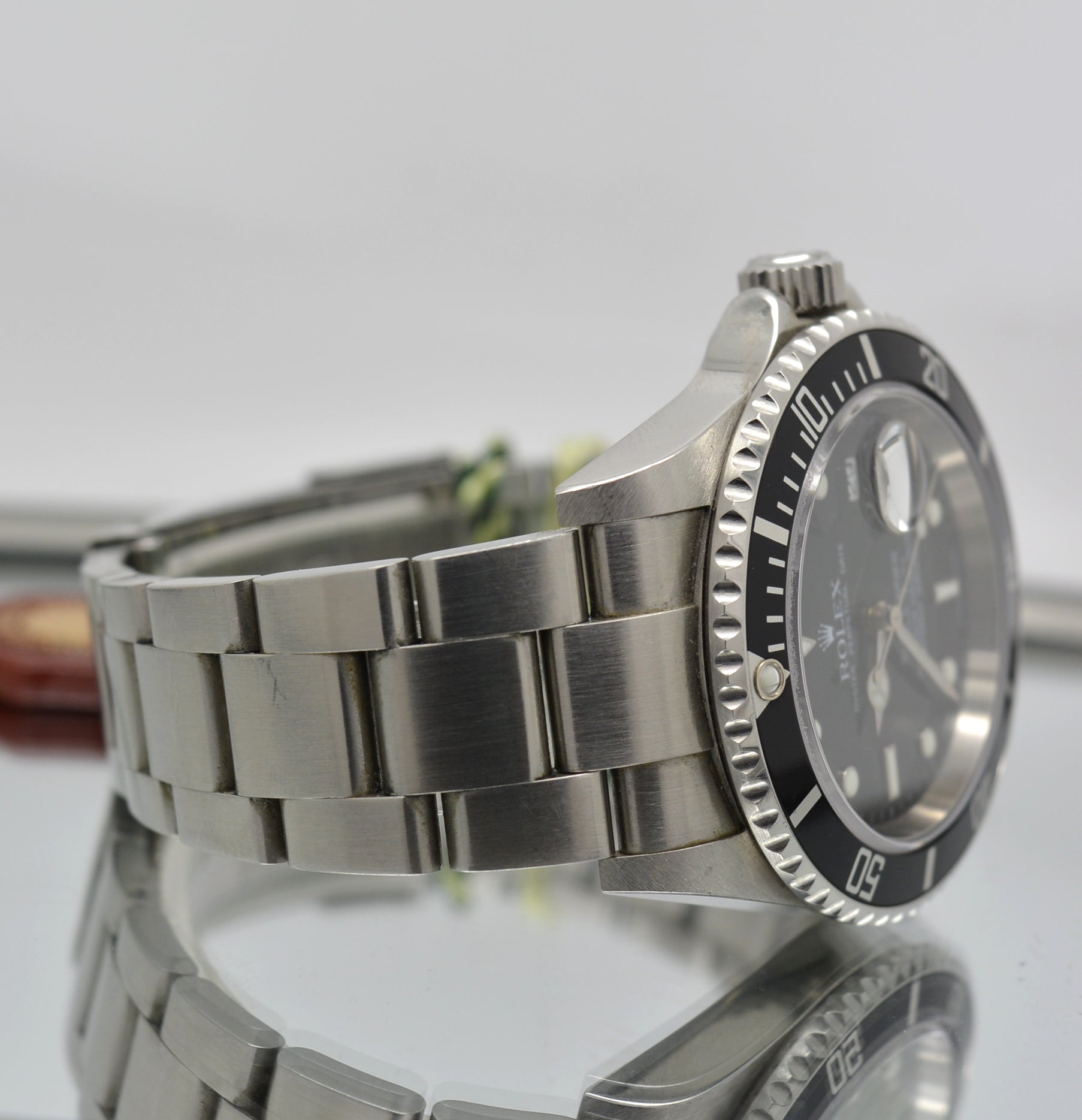 Rolex Submariner 16610 Z Serial Full Set  unpolished