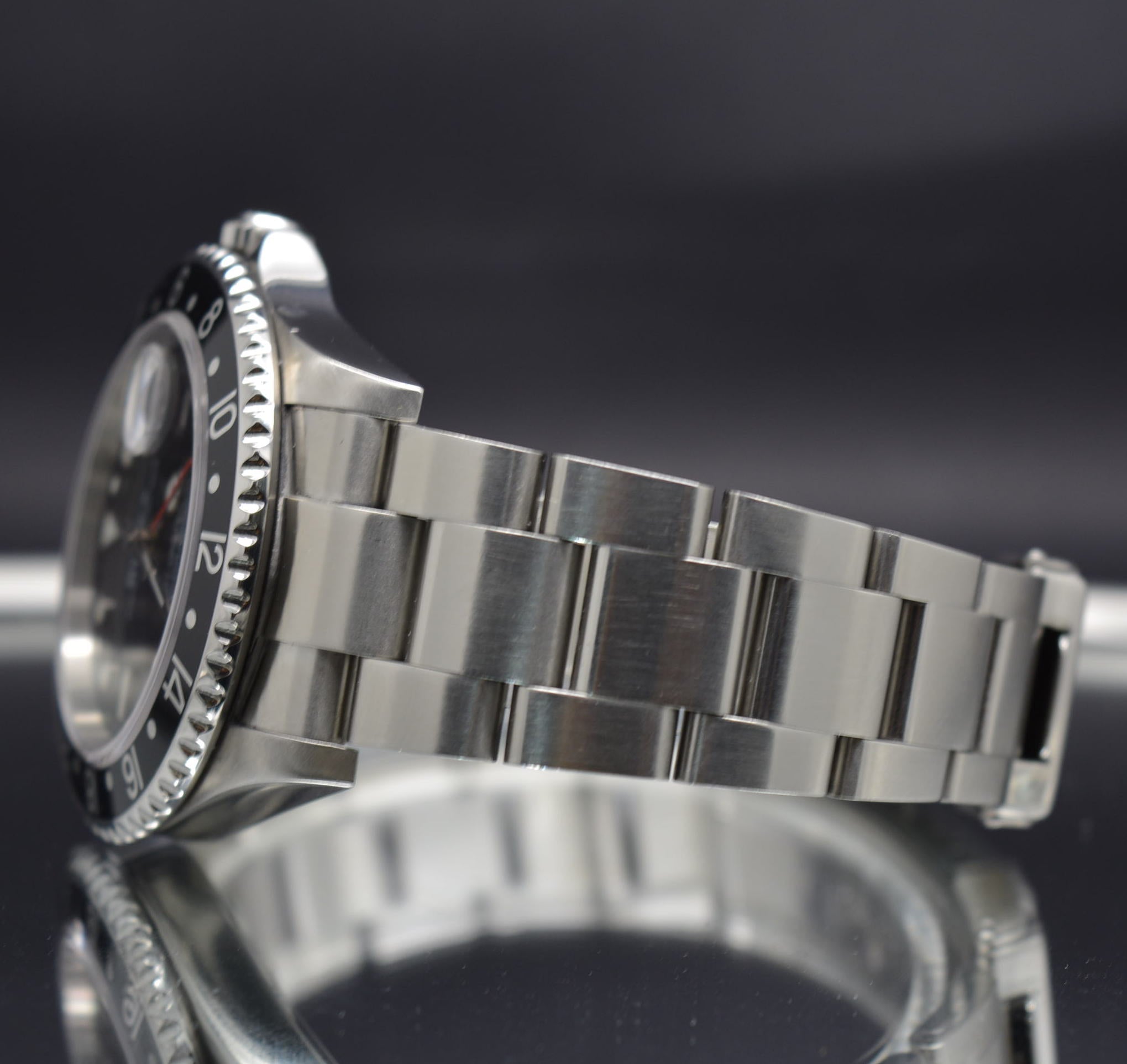 Rolex GMT Master II Black Bezel – Full Set – no Holes Case 2005