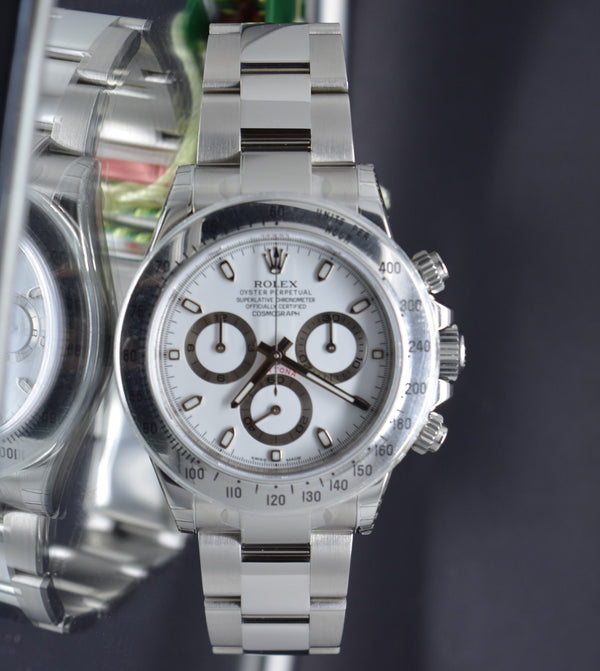 Rolex Daytona 116520 New Old Stock full set