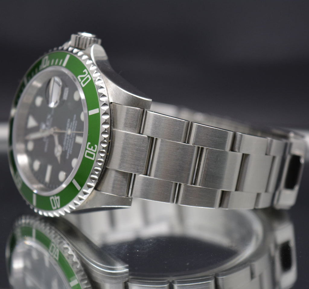 Rolex Submariner 16610LV Anniversary Engraved – unpolished Double Serial
