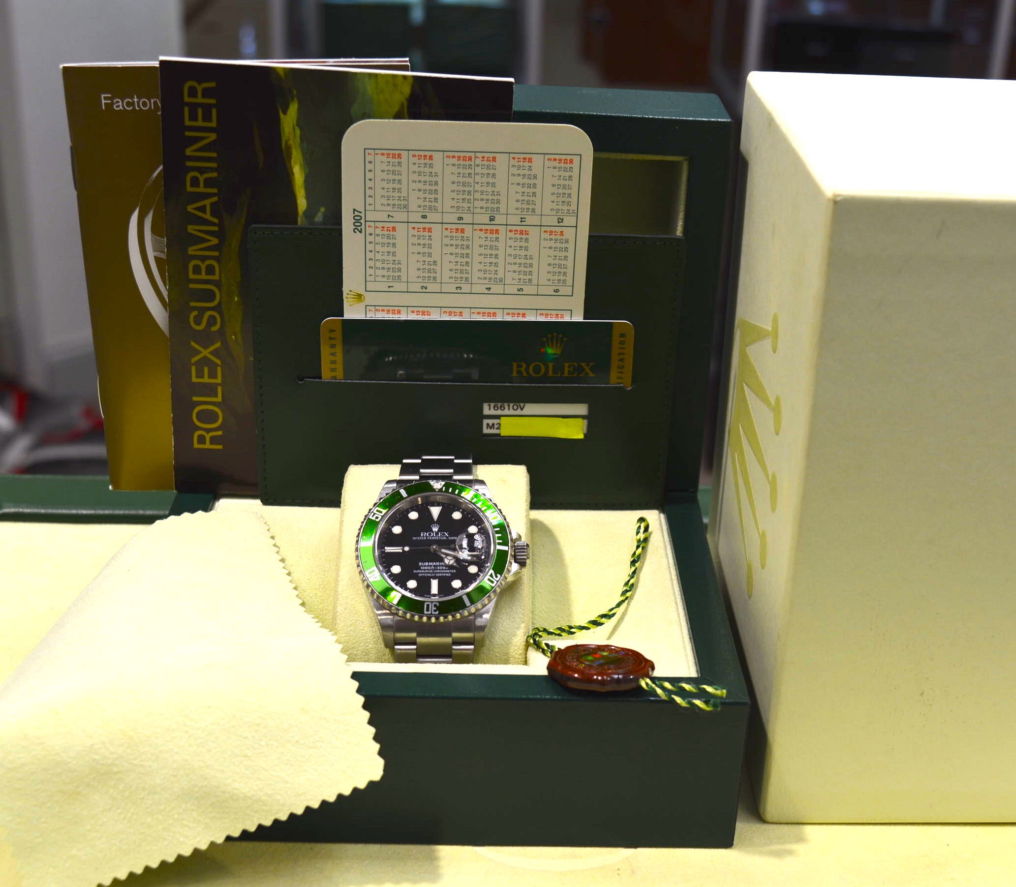 Rolex Submariner 16610LV  Anniversary Engraved FULL SET– unpolished