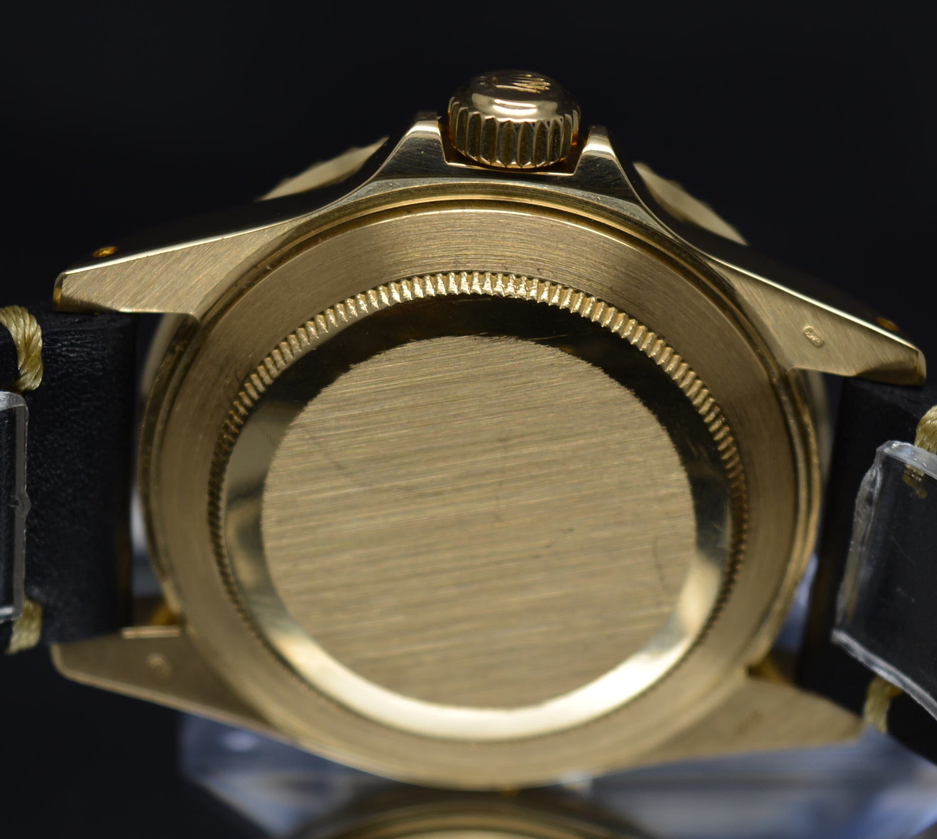 Rolex Submariner 16808 Solid 18k Gold untouched Dial