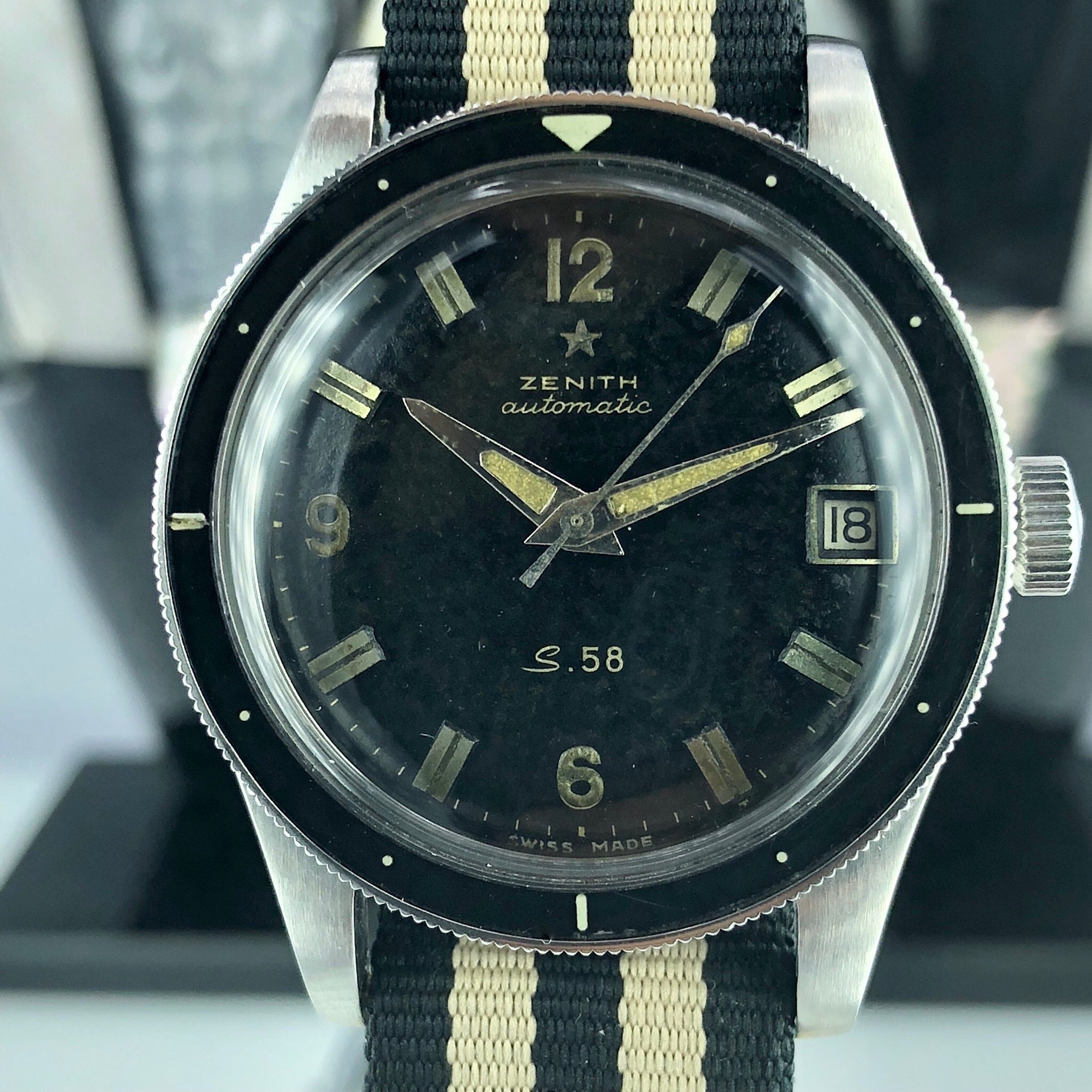 1950’s Rare Vintage Zenith S 58 Diving Milatry With Bakelite Bezel