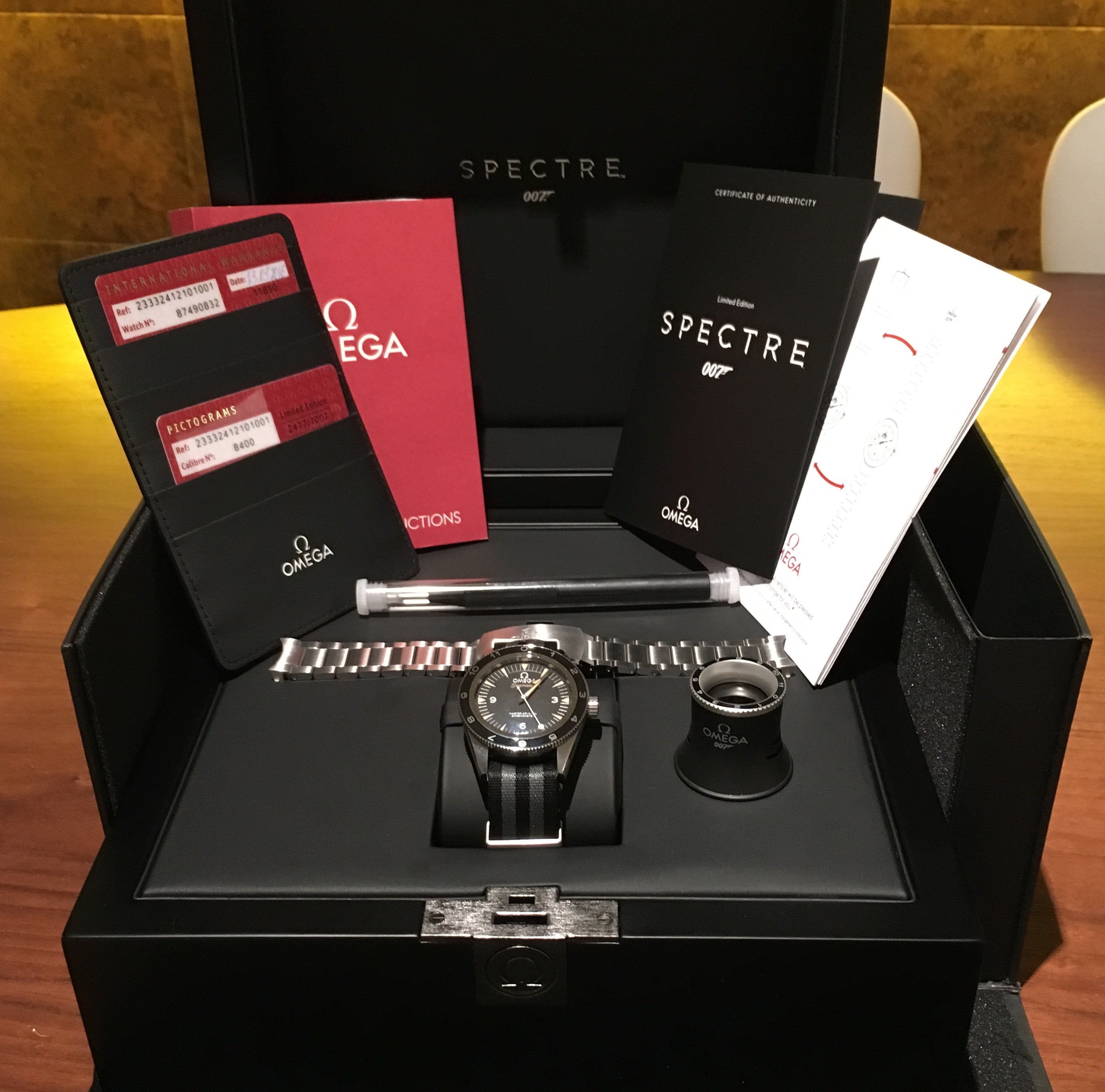 Omega Seamaster 300 James Bond “Spectre”  41mm 233.32.41.21.01.001 Limited Edition