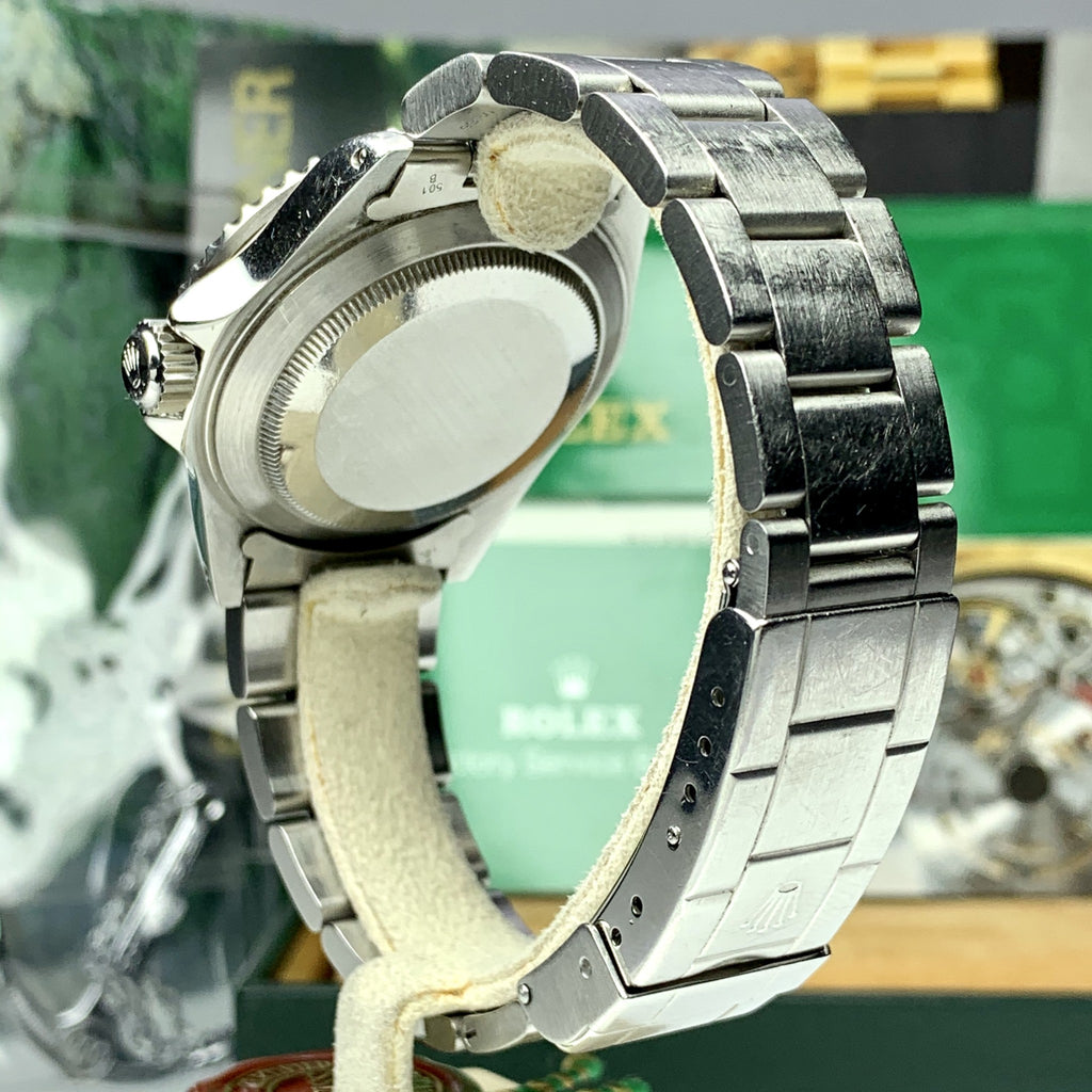 1995 Vintage Rolex Submariner Date 16610 Complete Box and Papers