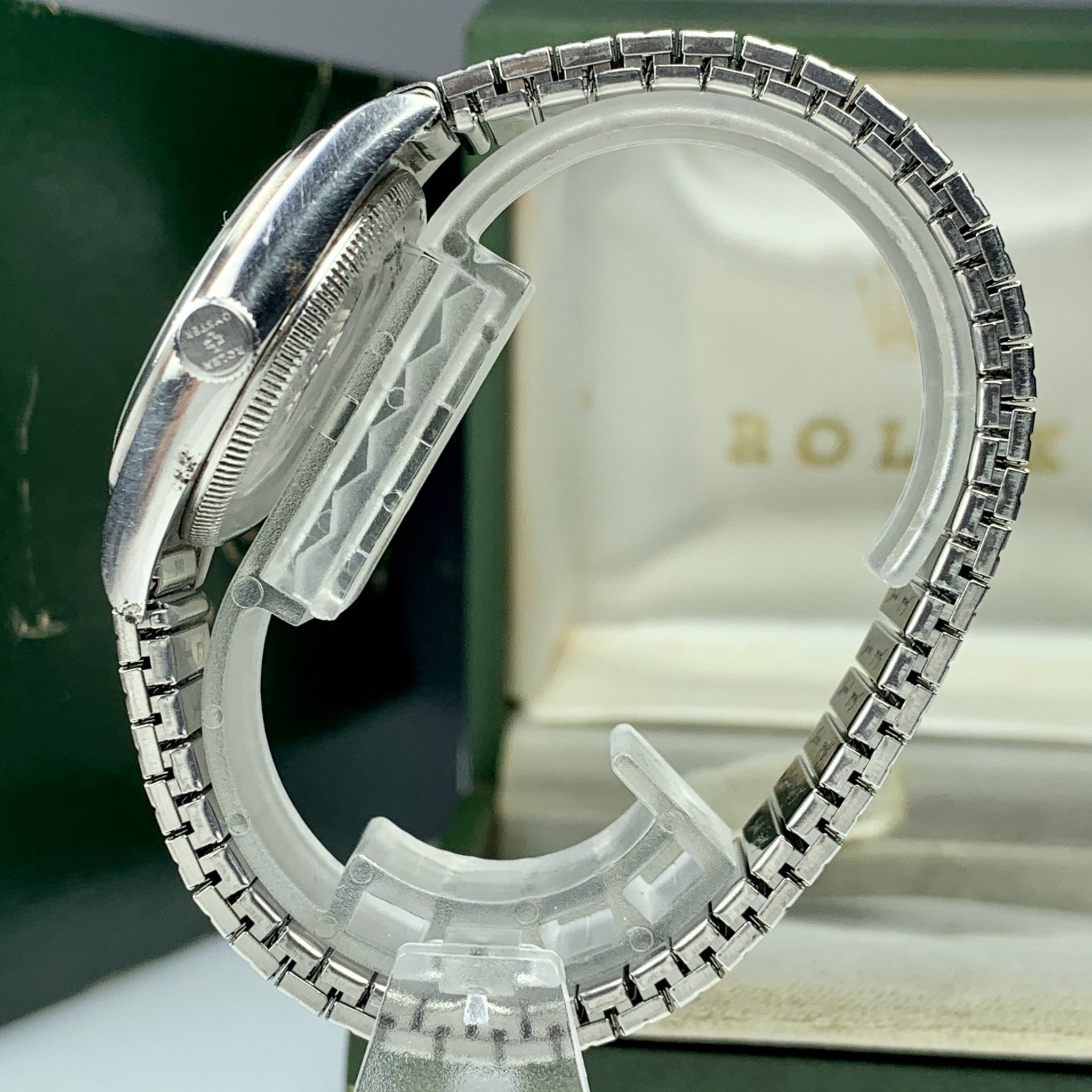 1940’s Vintage Rolex Oyster Perpetual 2940 Bubbleback Rhodium Dial