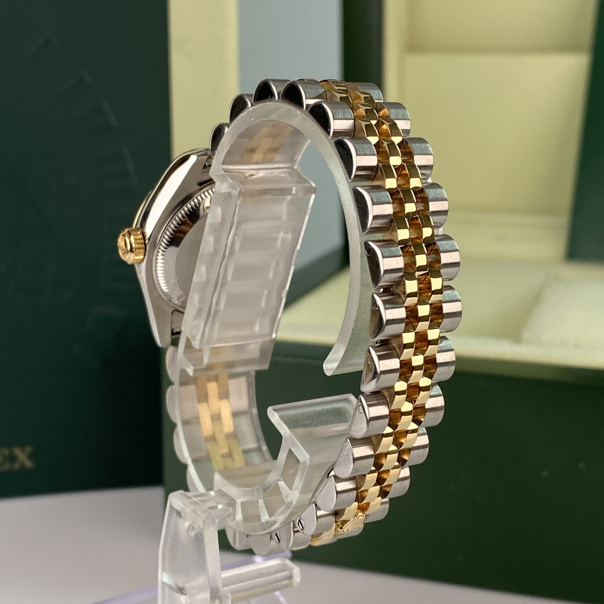 Rolex Datejust 179174 Ladies 26mm Jubilee Bracelets Roman Dial