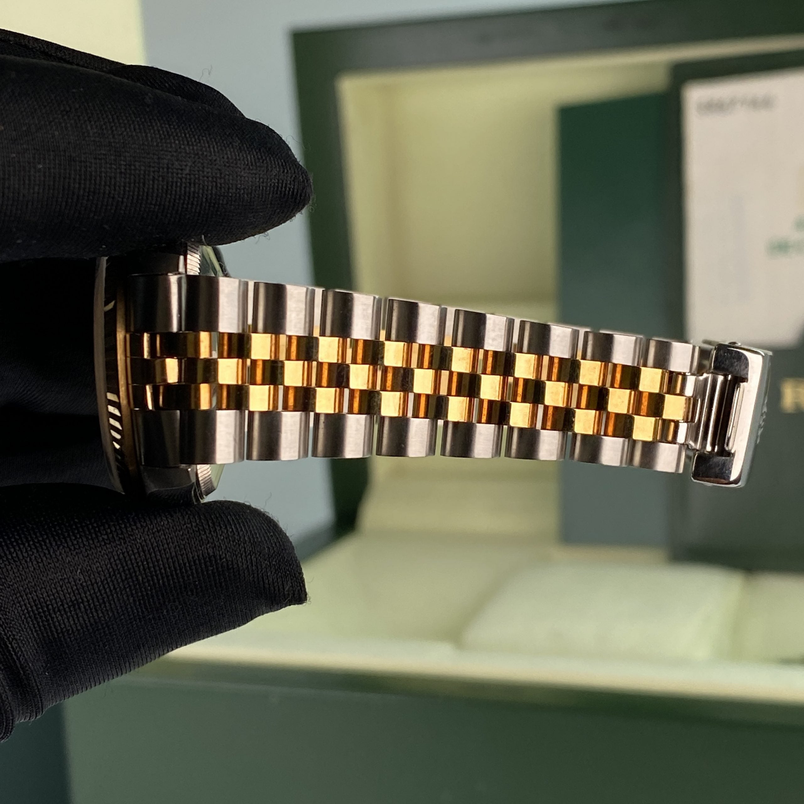 Rolex Datejust 68273 Jubilee Bracelet 31mm New Old Stock with Box & papers