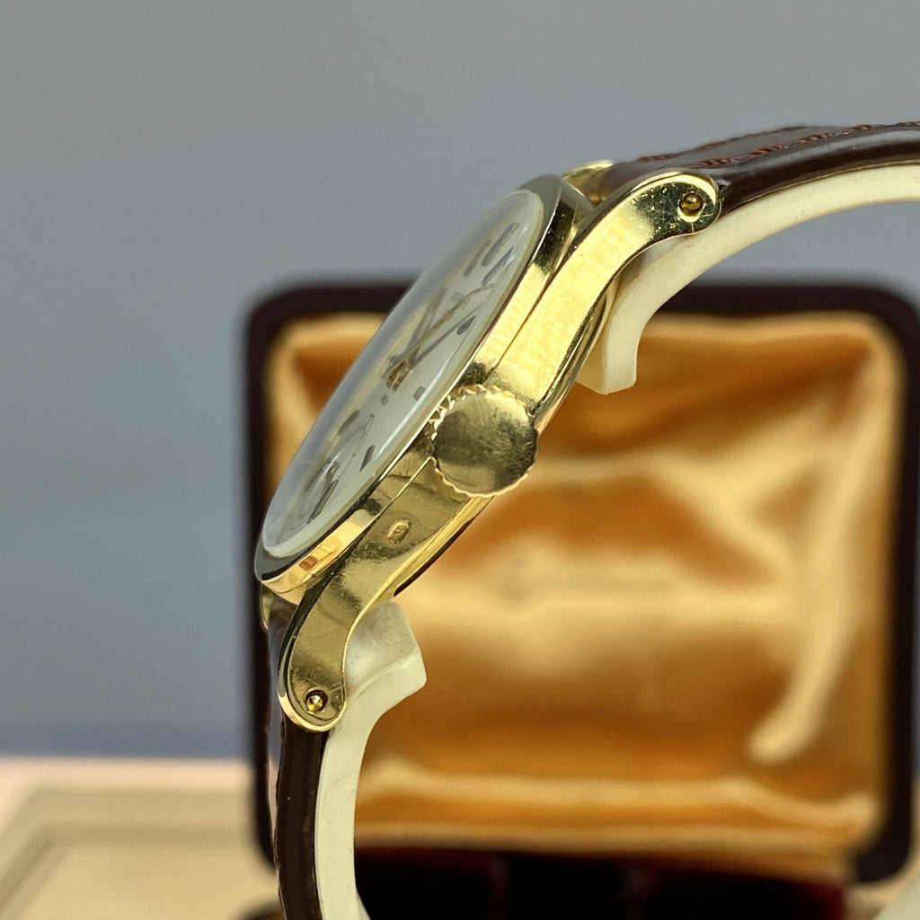 1949 Vintage Patek Philippe  Ref. 96 – Calatrava Retailed by Gubelin Box & paper