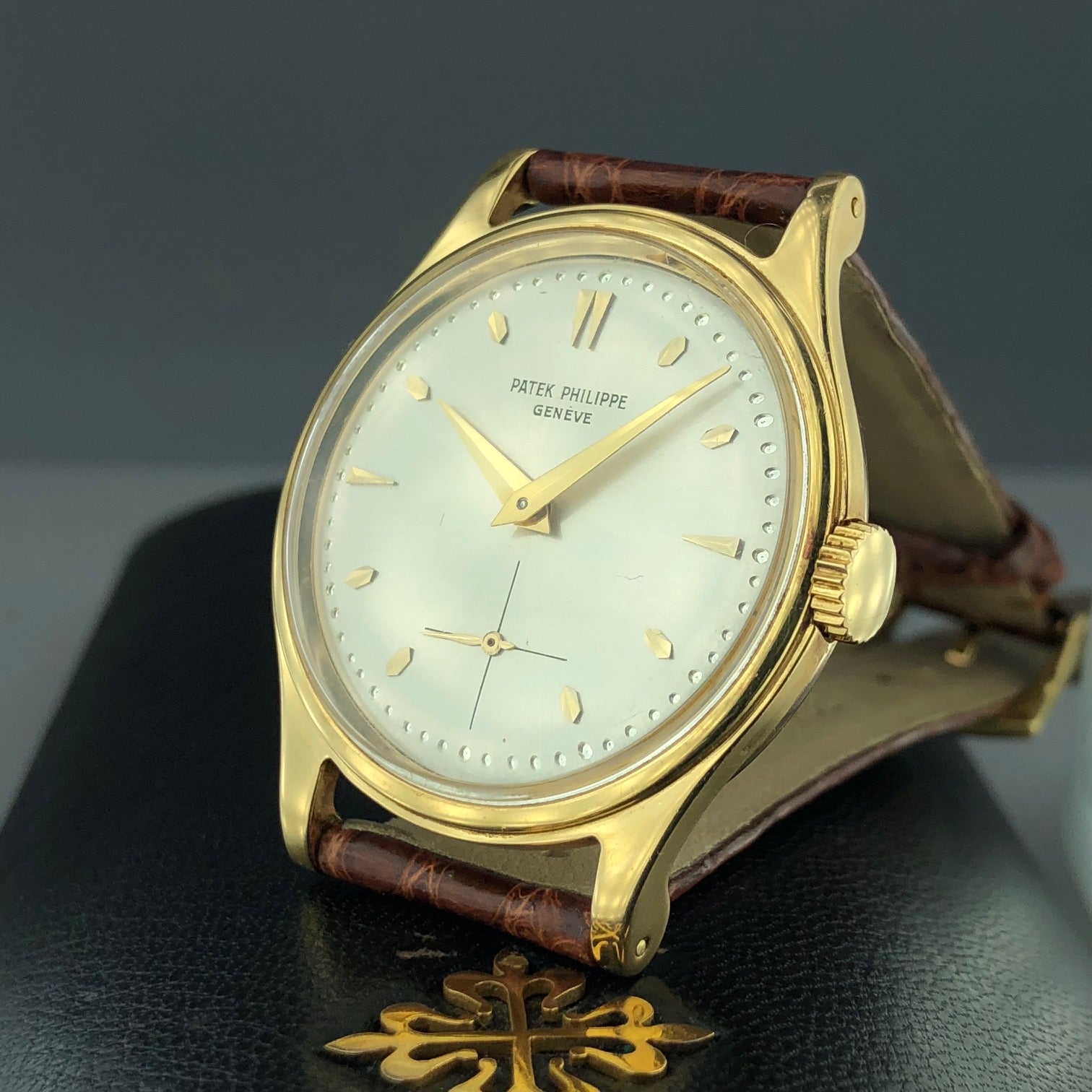 1953 Vintage Patek Philippe Calatrava 2509 Screw Back 18k Solid Gold Box Paper