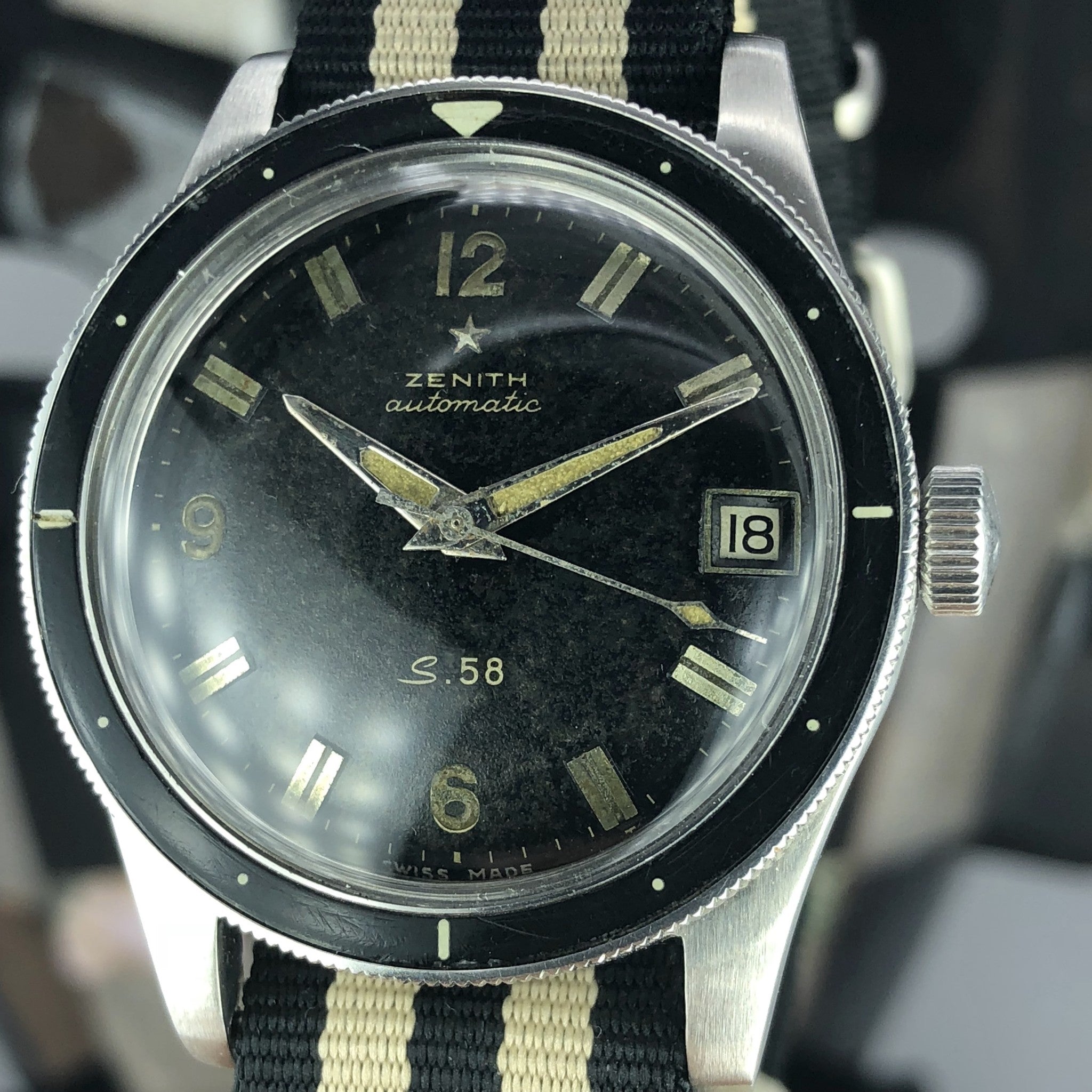 1950’s Rare Vintage Zenith S 58 Diving Milatry With Bakelite Bezel