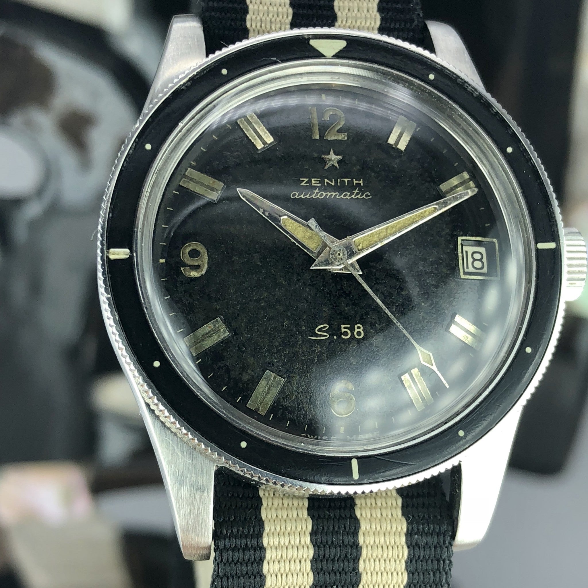 1950’s Rare Vintage Zenith S 58 Diving Milatry With Bakelite Bezel