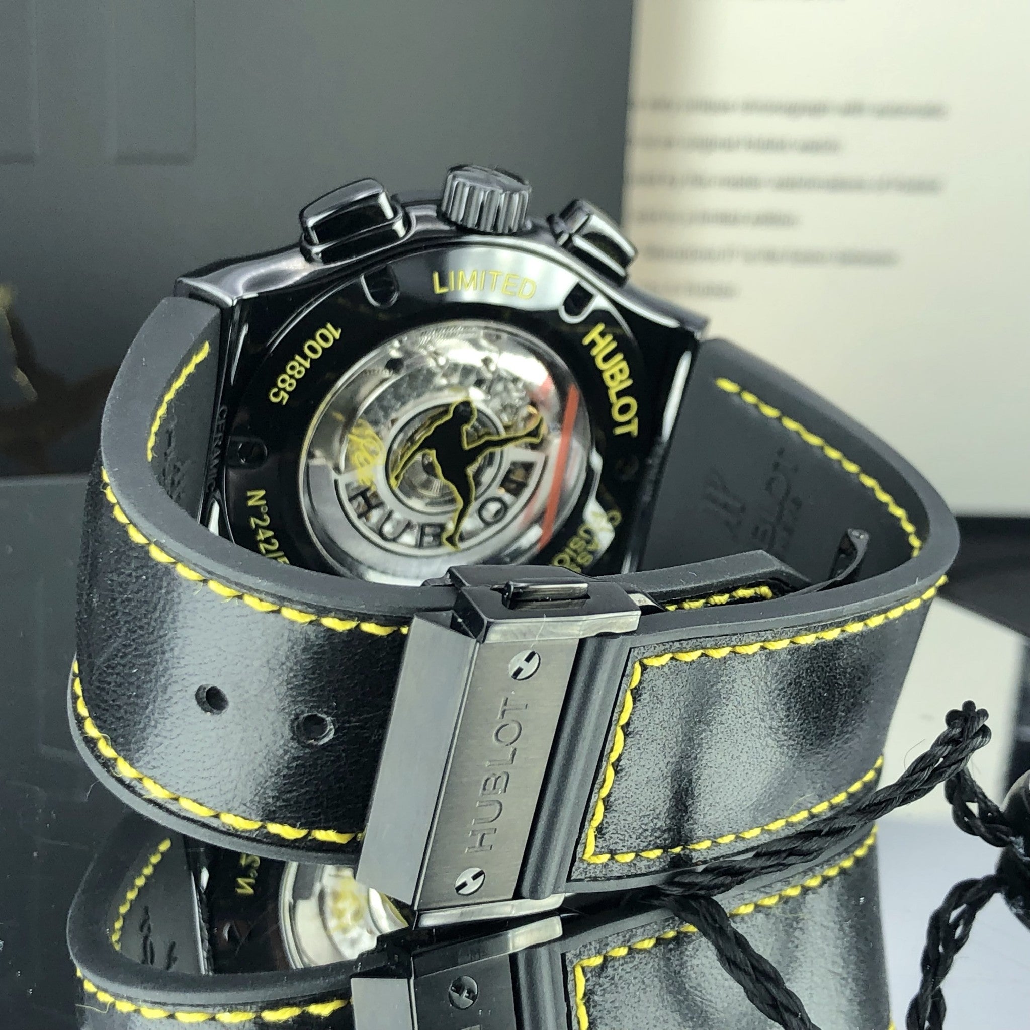 HUBLOT CLASSIC FUSION PELÉ Edition 45mm Ceramic 525.CM.0179.VR.PEL14