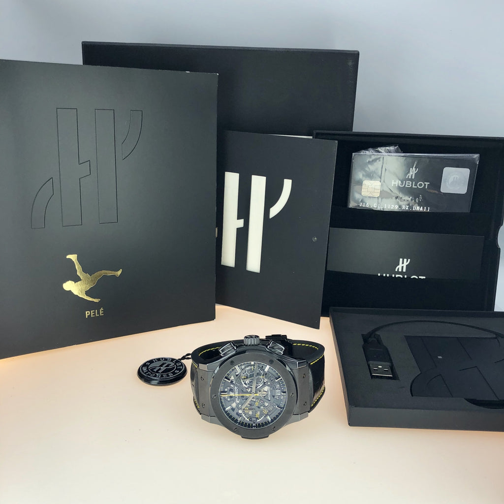 HUBLOT CLASSIC FUSION PELÉ Edition 45mm Ceramic 525.CM.0179.VR.PEL14