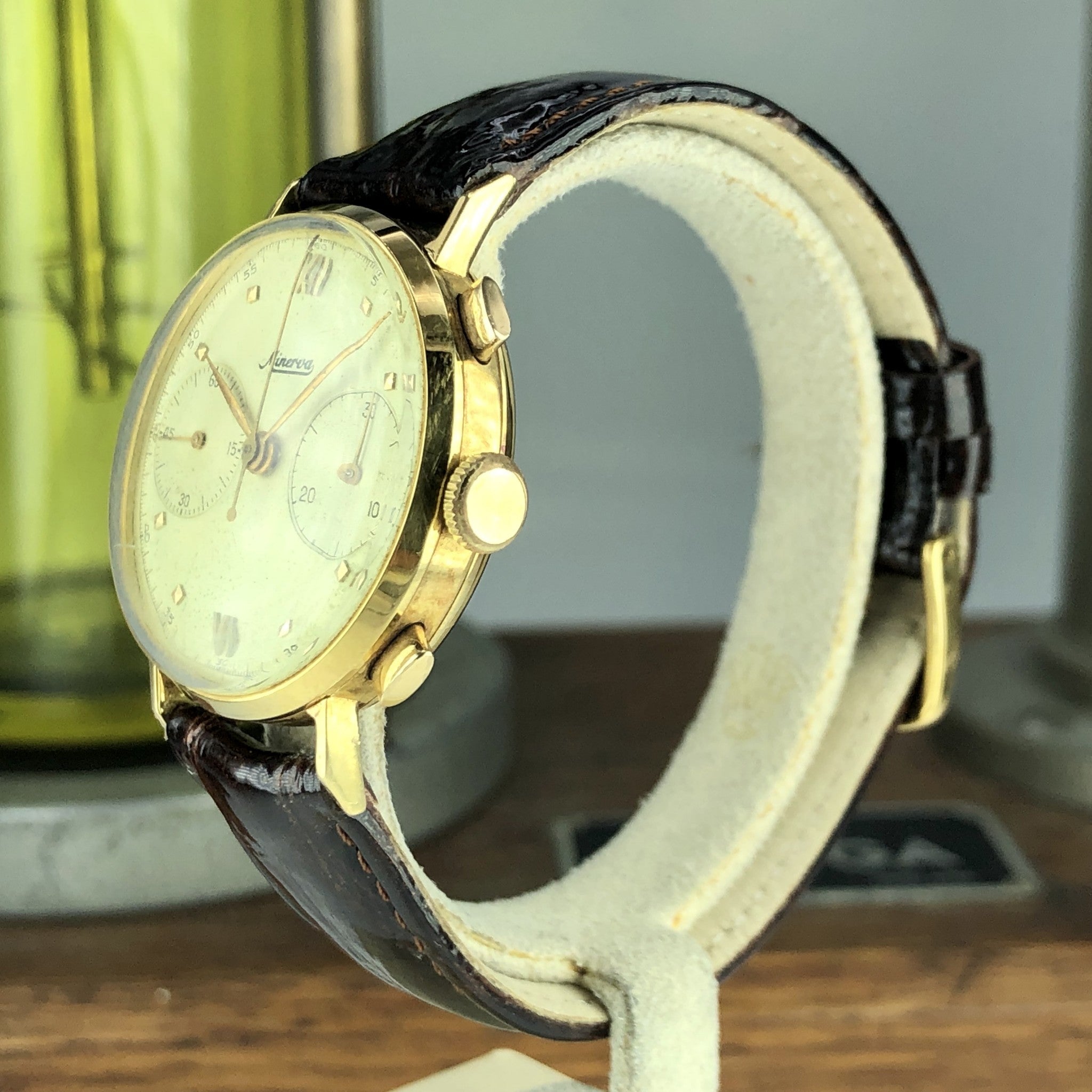 1940’s Vintage Minerva Chronograph Solid 18k Gold Cal. 13-20CH 2 Register
