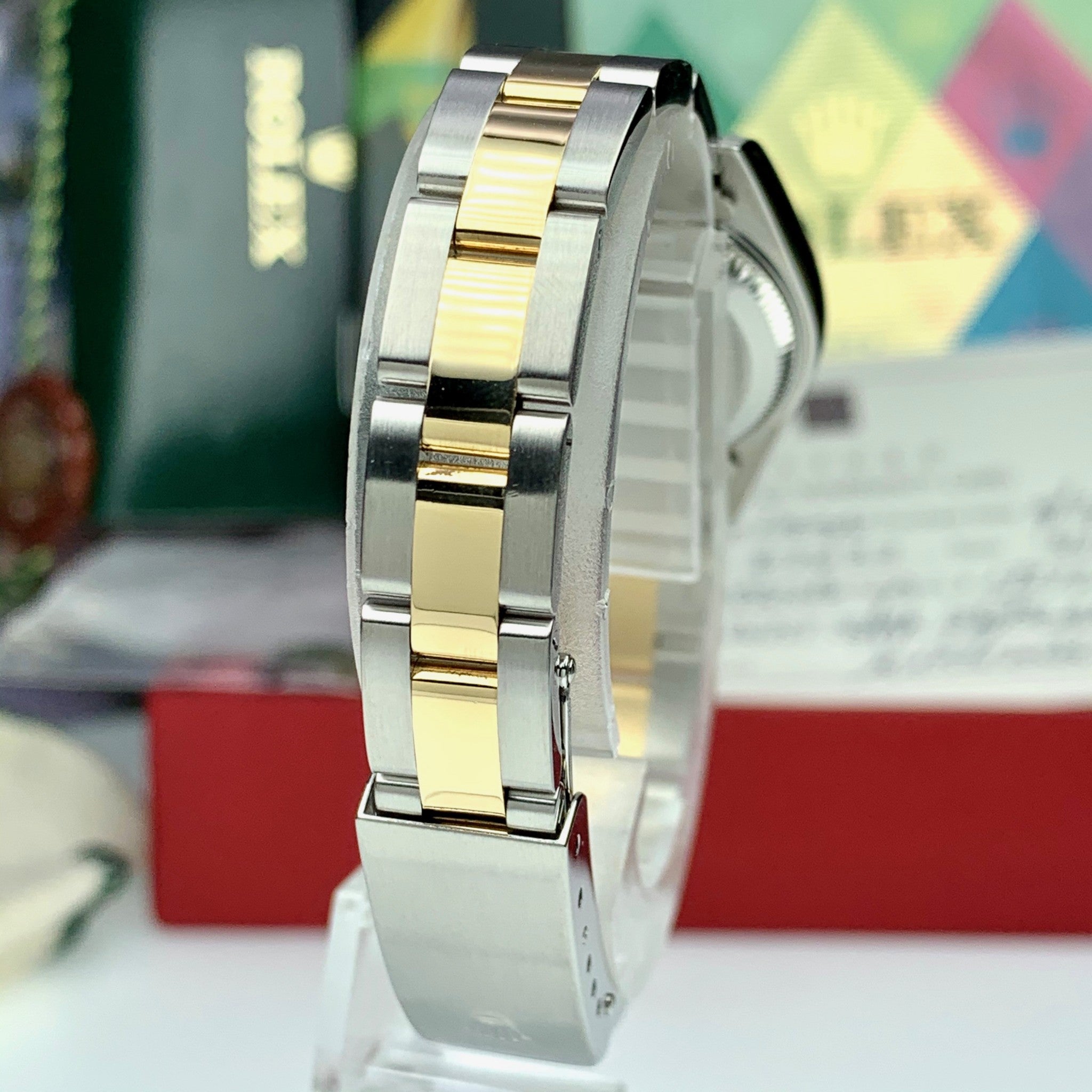 2004 Rolex DateJust 17973 Two Tone 26mm Box, Papers and Booklets