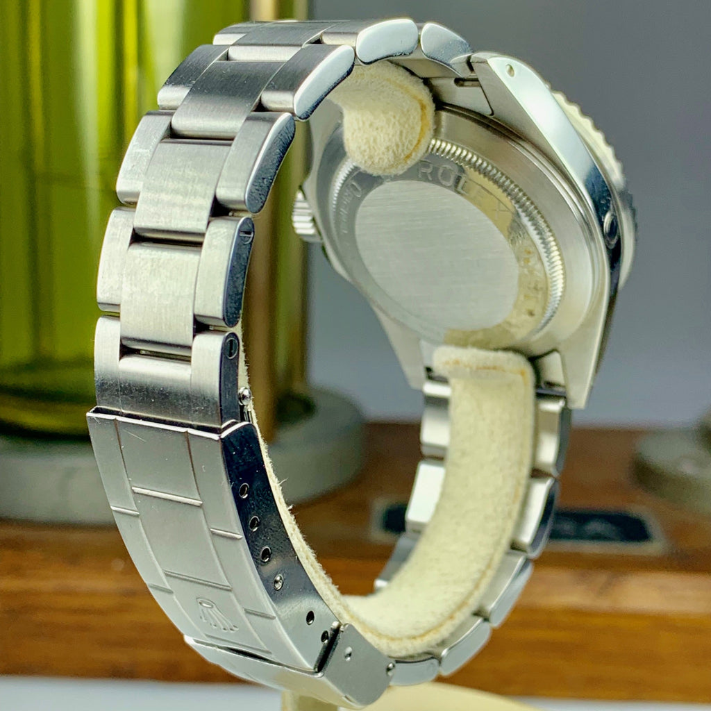 1985 Vintage Rolex Sea-Dweller 16660 “Triple Six”