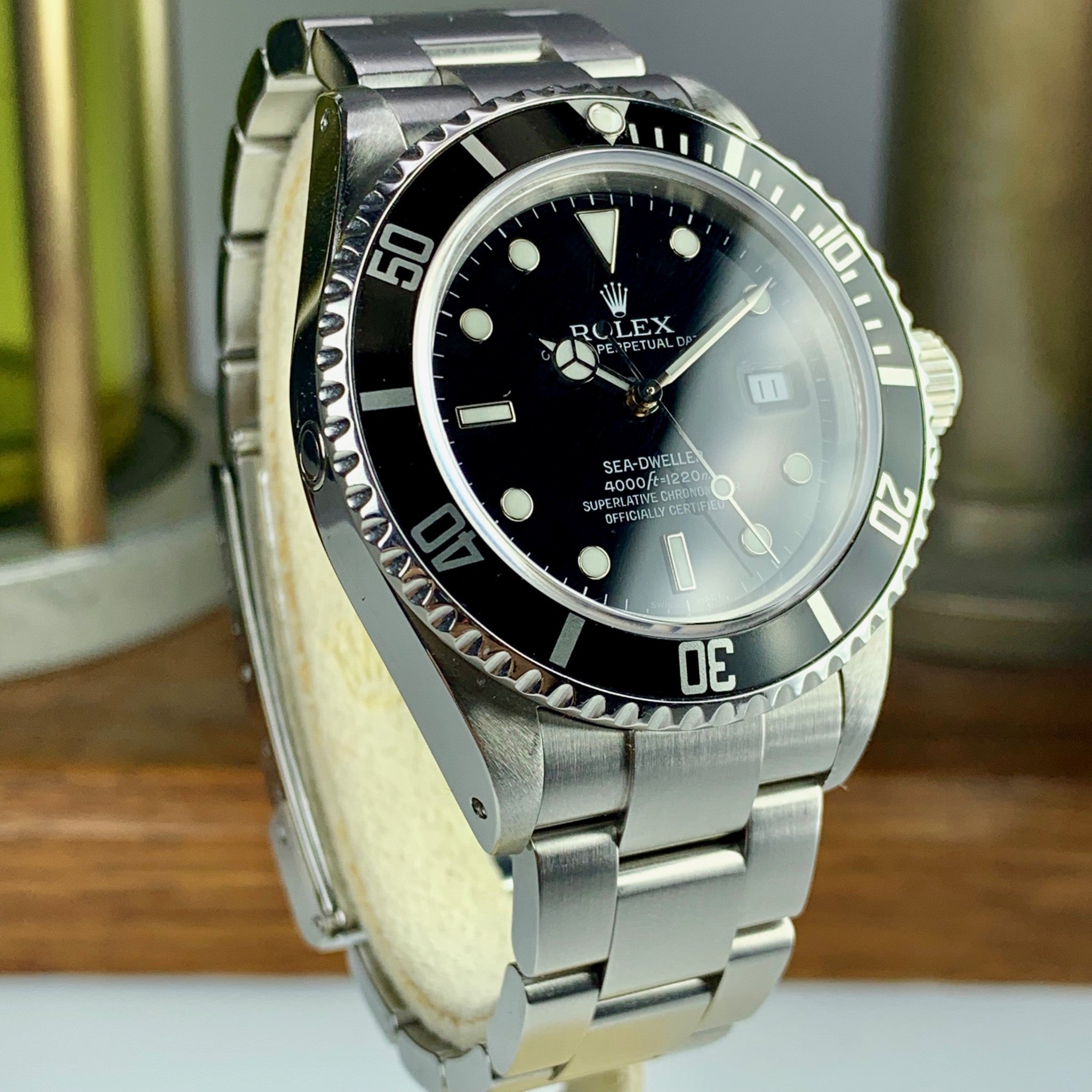 1985 Vintage Rolex Sea-Dweller 16660 “Triple Six”