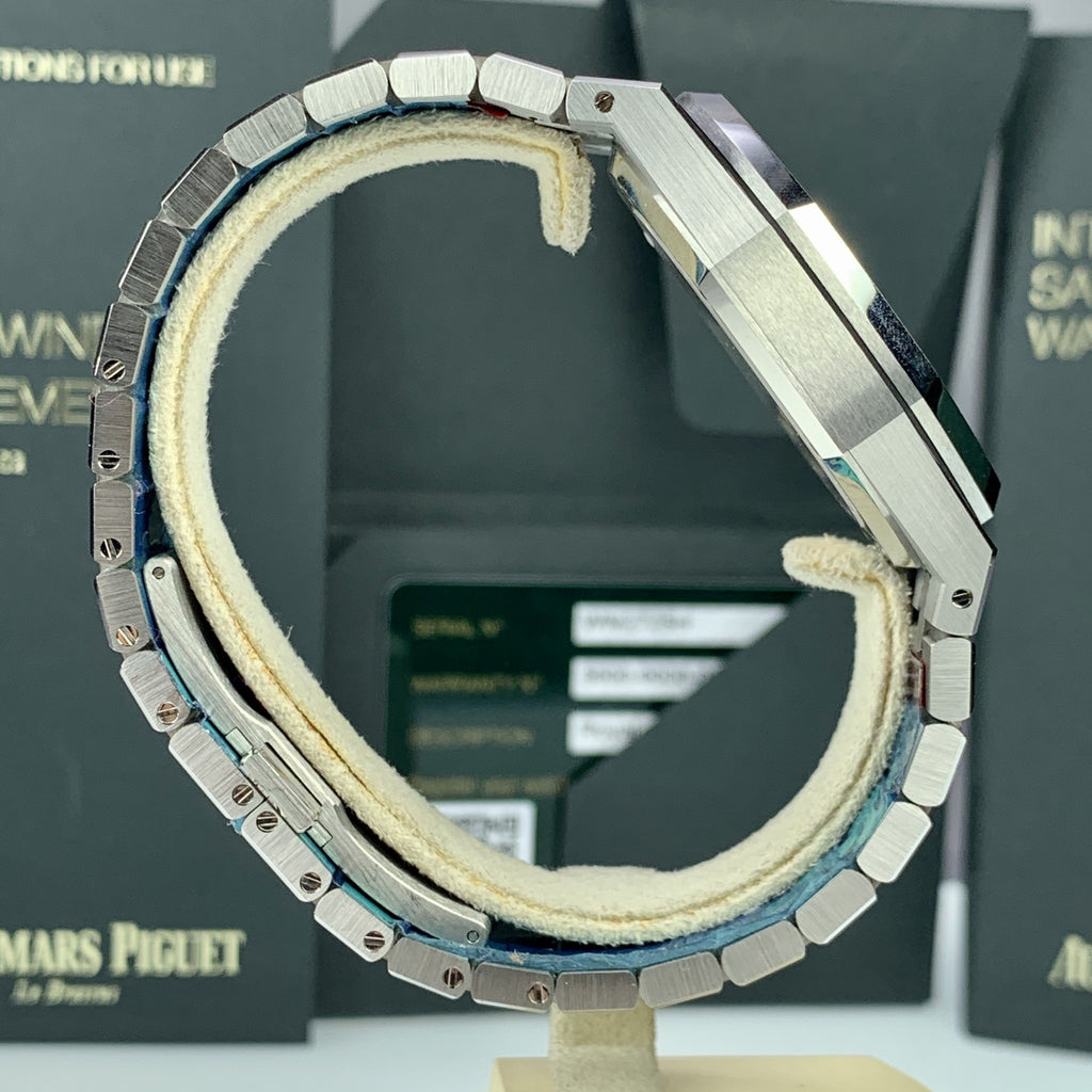 2019 Audemars Piguet Royal Oak 15500ST Brand New Unworn (No Box)