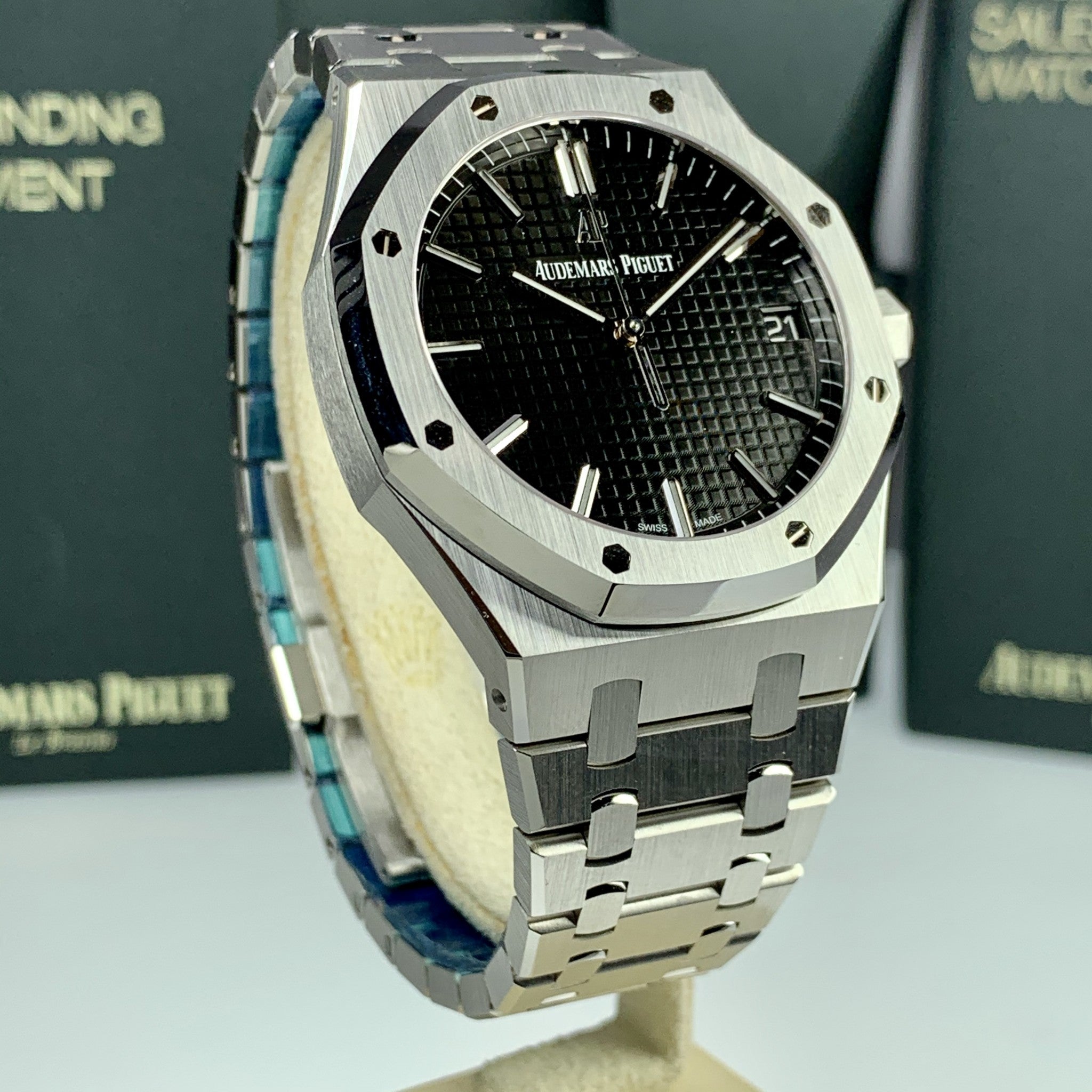 2019 Audemars Piguet Royal Oak 15500ST Brand New Unworn (No Box)