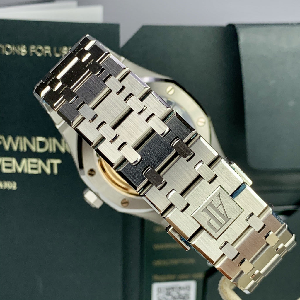 2019 Audemars Piguet Royal Oak 15500ST Brand New Unworn (No Box)