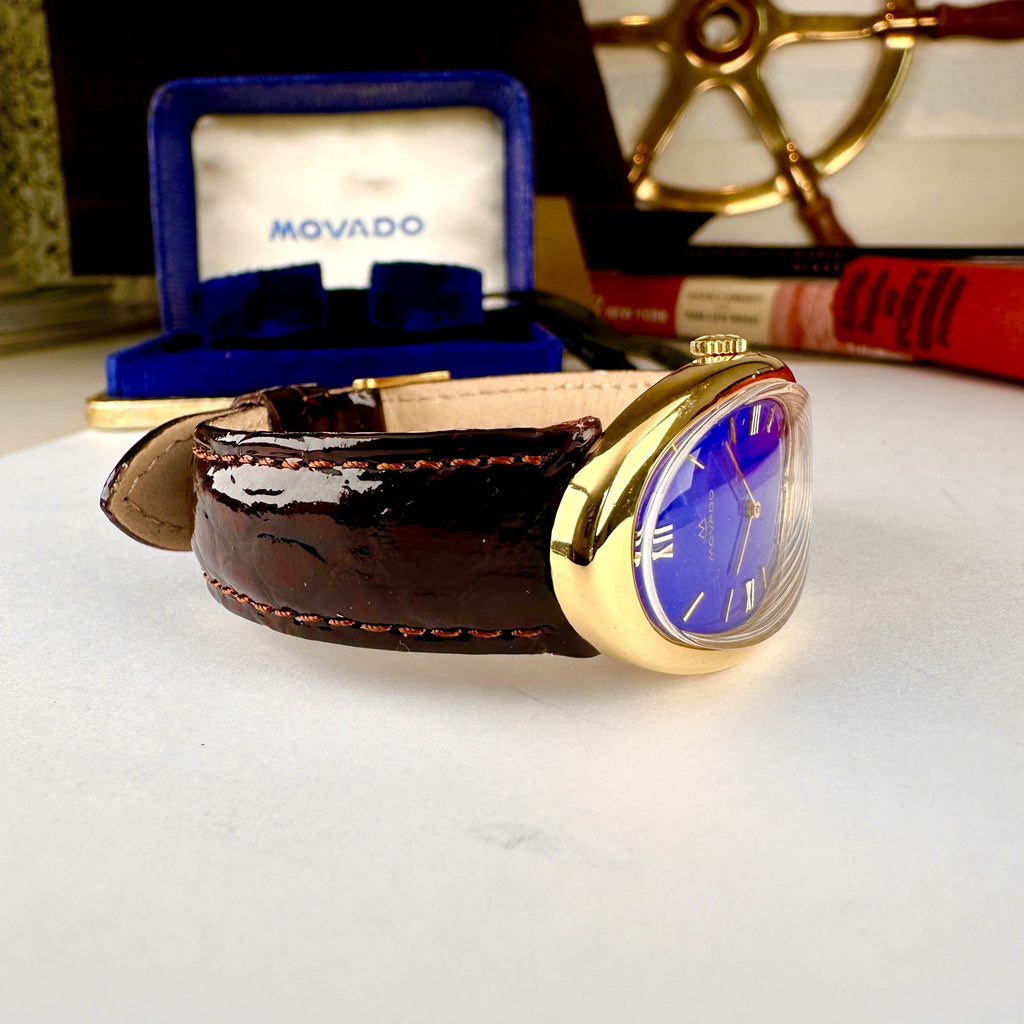 Movado Zenith Curved Allongèe Baignoire Oval 18k Solid Gold with Lapis Lazuli Dial