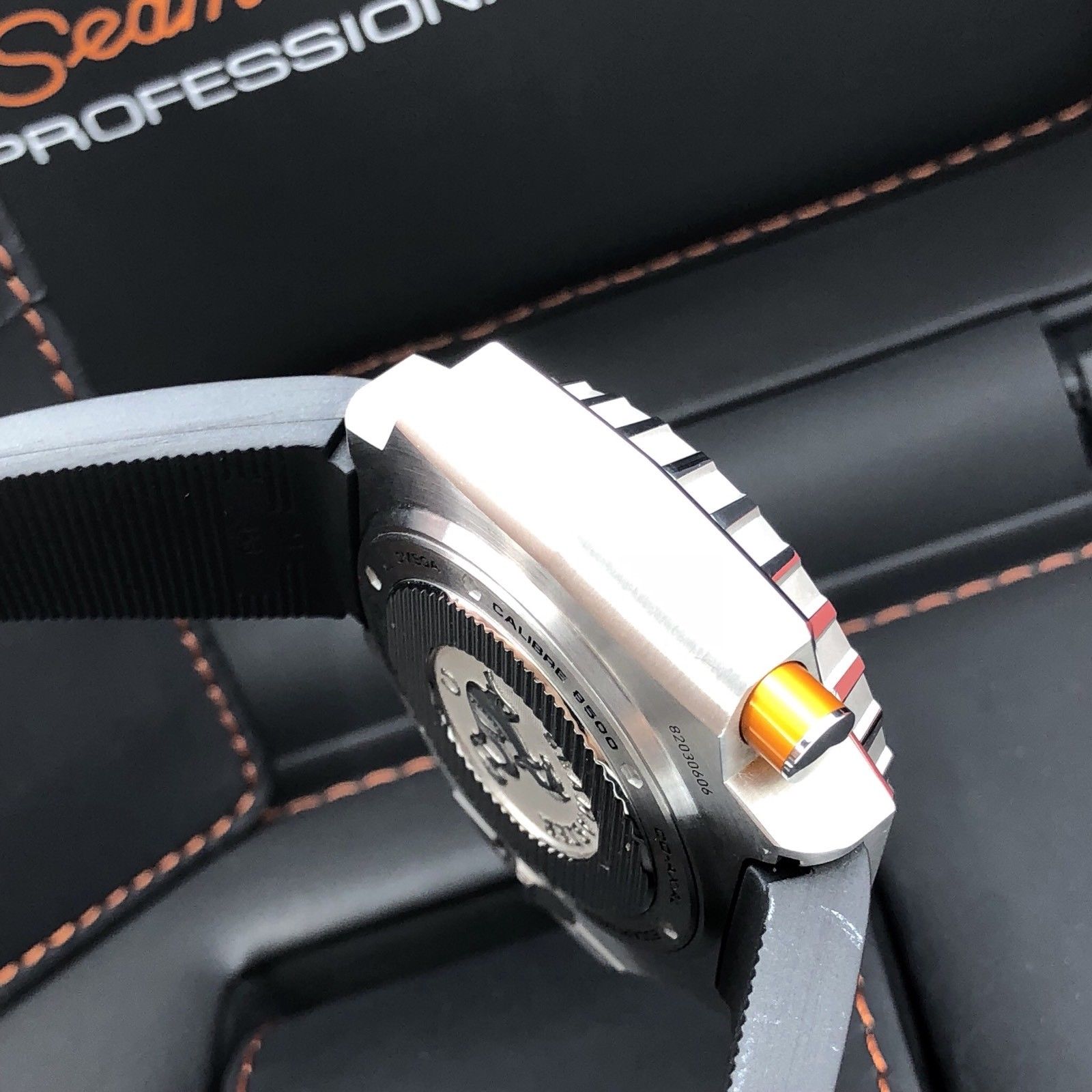 Omega Seamster PLOPROF 1200M Co Axial Professional Diver Rubber band