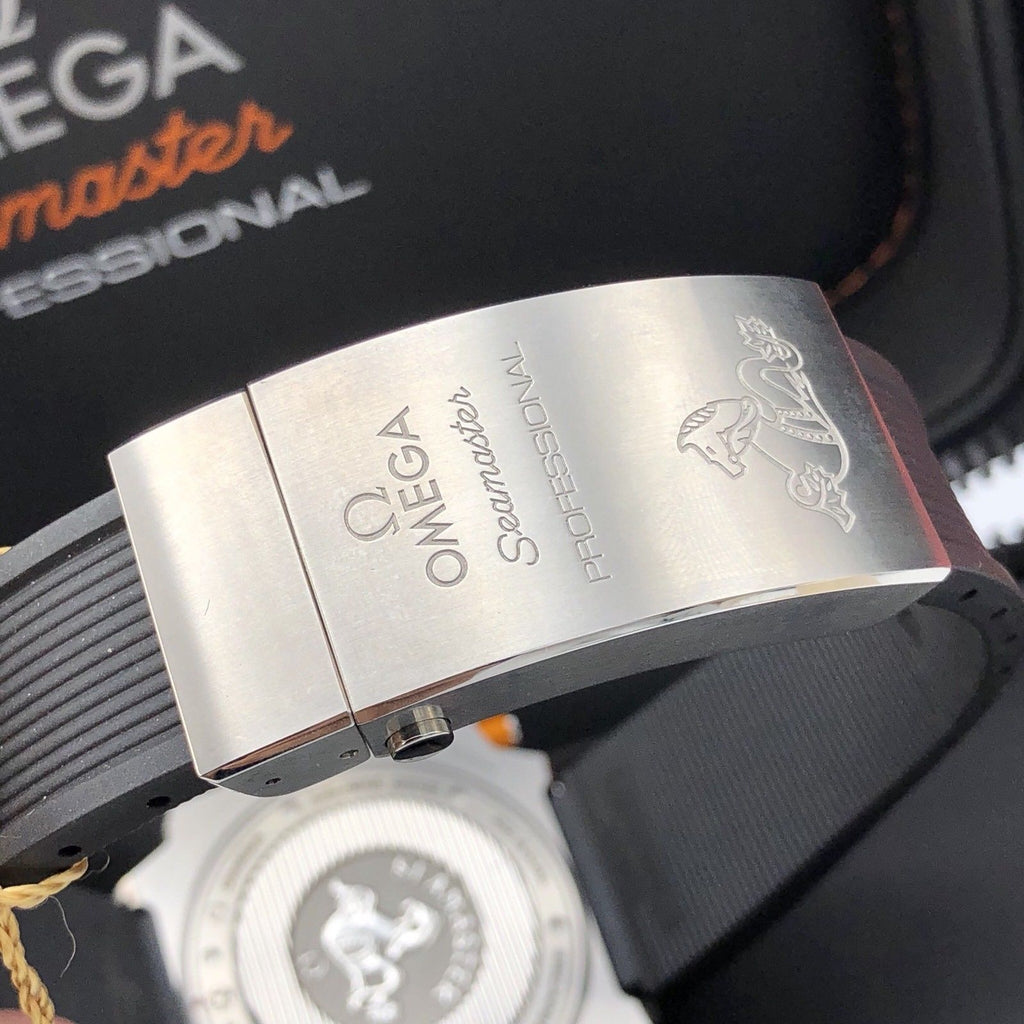 Omega Seamster PLOPROF 1200M Co Axial Professional Diver Rubber band