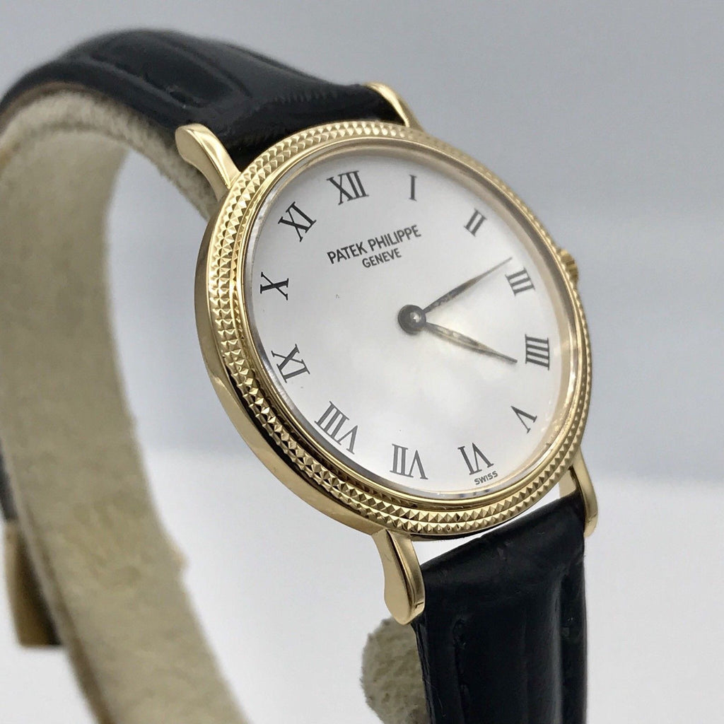 Patek Philippe 4819J Calatrava Ladies Quartz in Yellow Gold 25mm