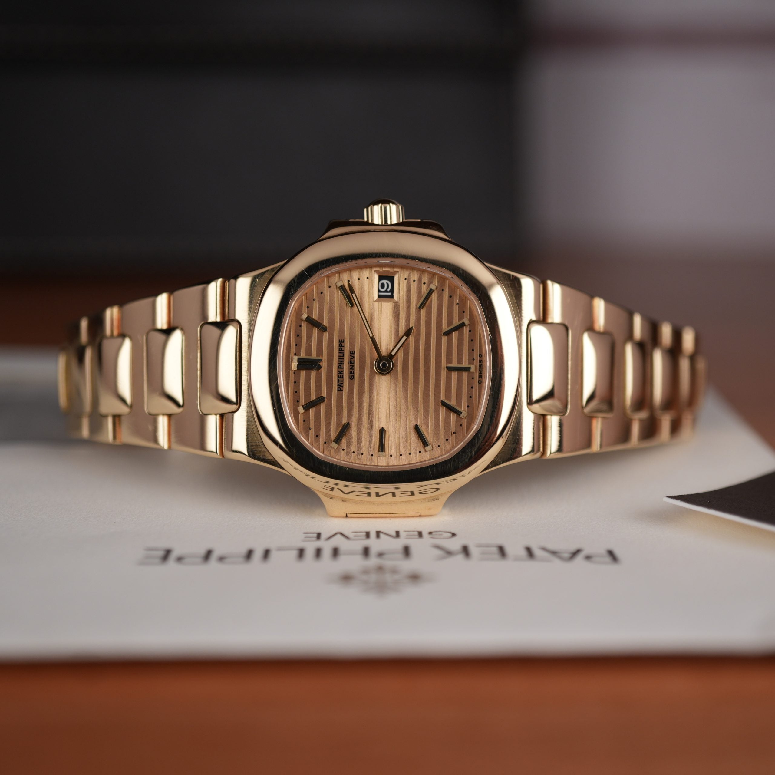Patek Philippe Nautilus 4700 Ladies 18k Yellow Gold Champaign Dial
