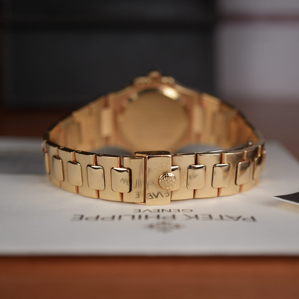 Patek Philippe Nautilus 4700 Ladies 18k Yellow Gold Champaign Dial