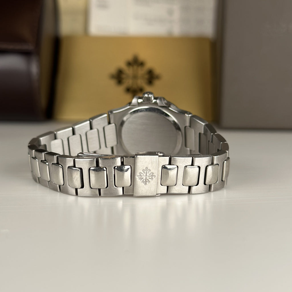 Patek Philippe Nautilus 4700/1 Stainless Steel Ladies with Box and papers