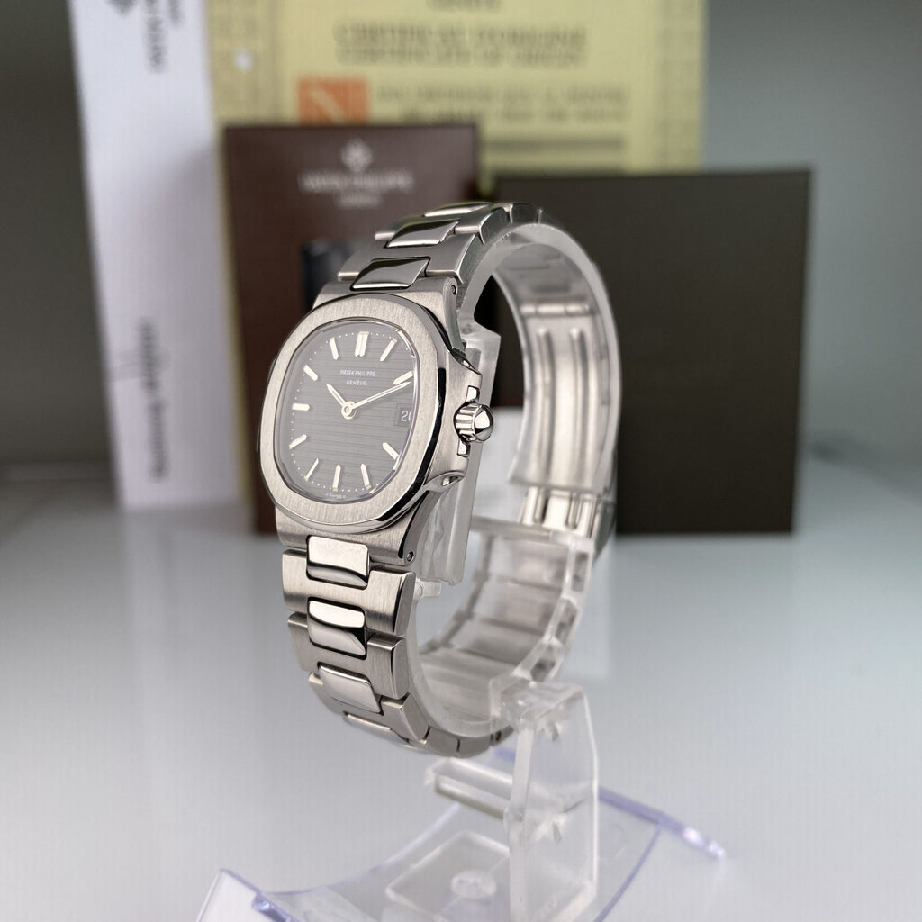 Patek Philippe Nautilus 4700/1 Stainless Steel Ladies w Box and papers Serviced by Patek 2022