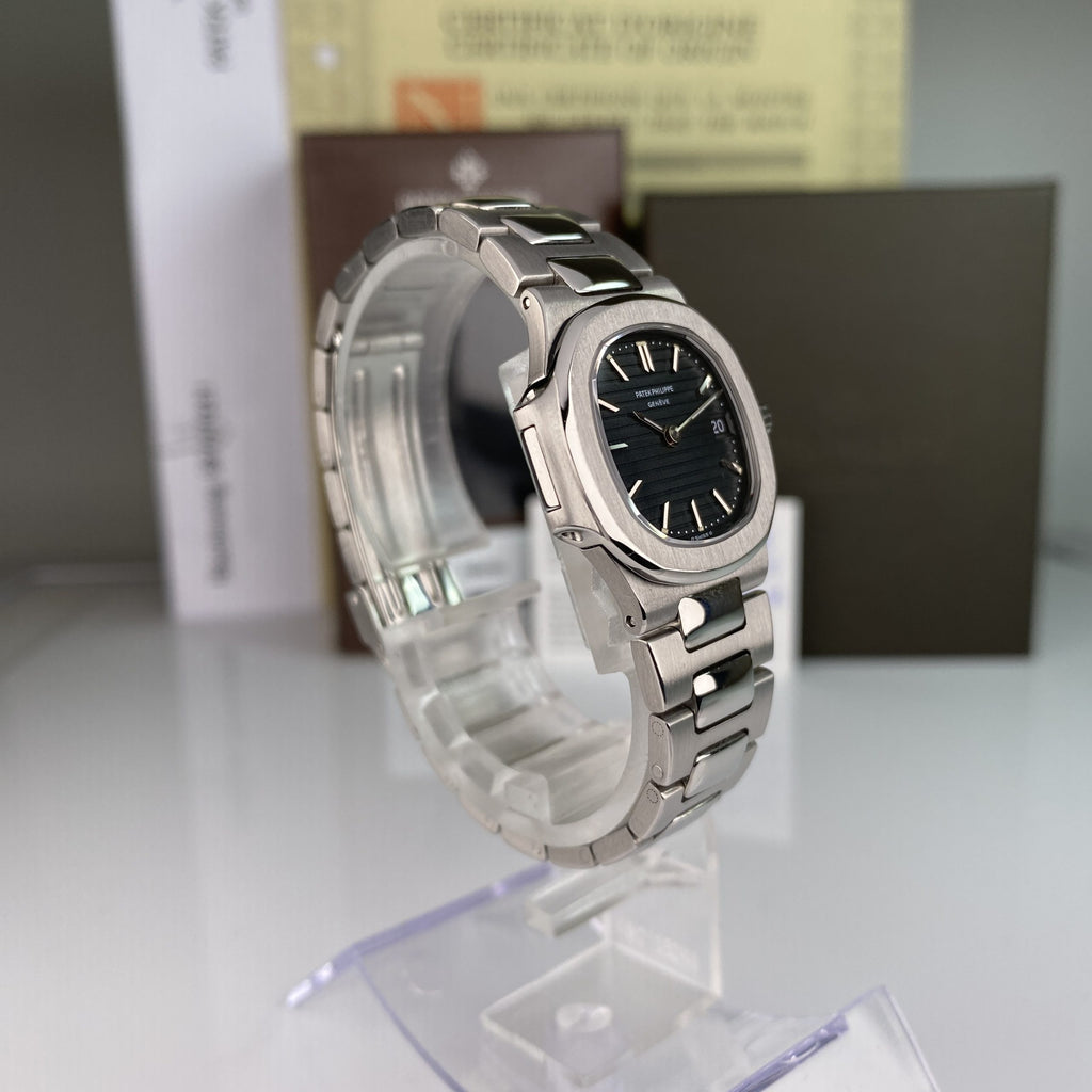 Patek Philippe Nautilus 4700/1 Stainless Steel Ladies w Box and papers Serviced by Patek 2022