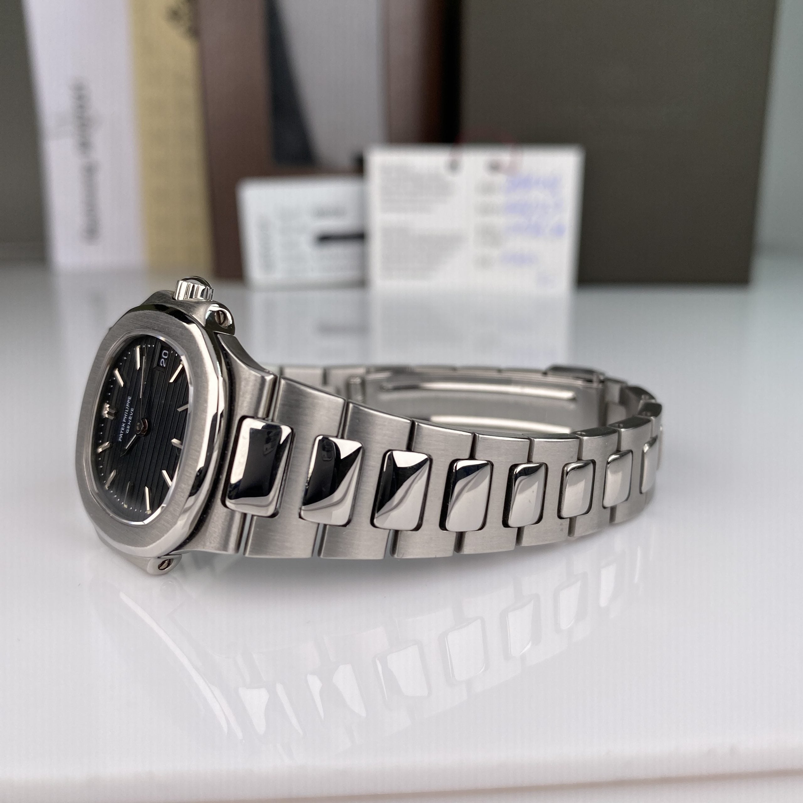 Patek Philippe Nautilus 4700/1 Stainless Steel Ladies w Box and papers Serviced by Patek 2022