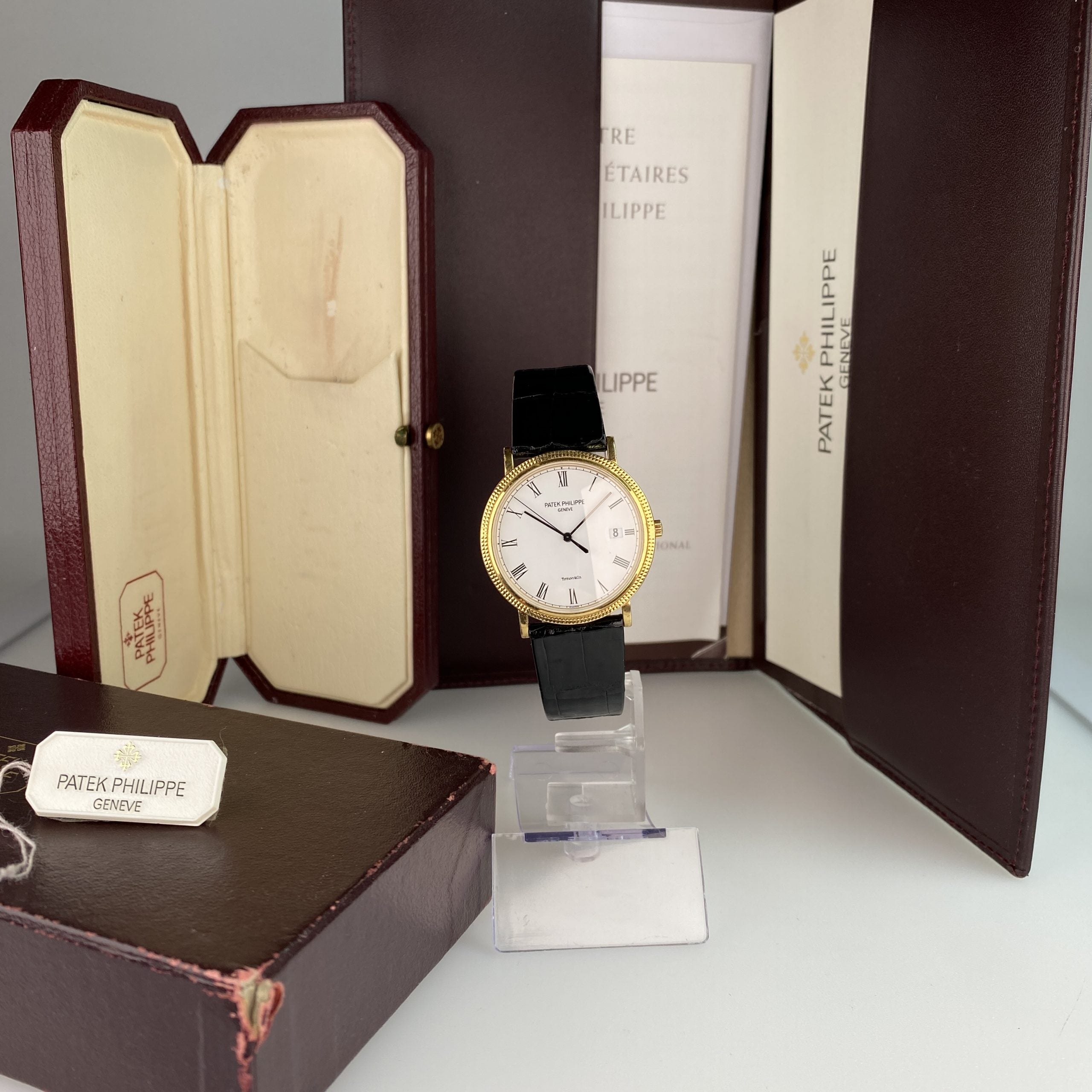 Patek Philippe Ref 3944 J Calatrava Retailed by Tiffany & Co.18k Yellow Gold Complete Set Box and Papers