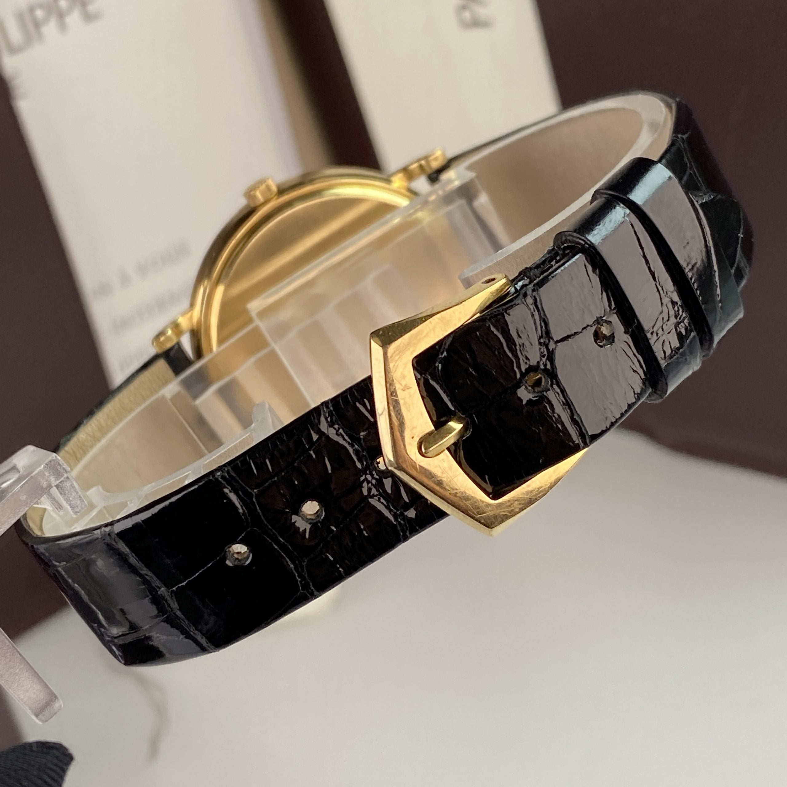 Patek Philippe Ref 3944 J Calatrava Retailed by Tiffany & Co.18k Yellow Gold Complete Set Box and Papers