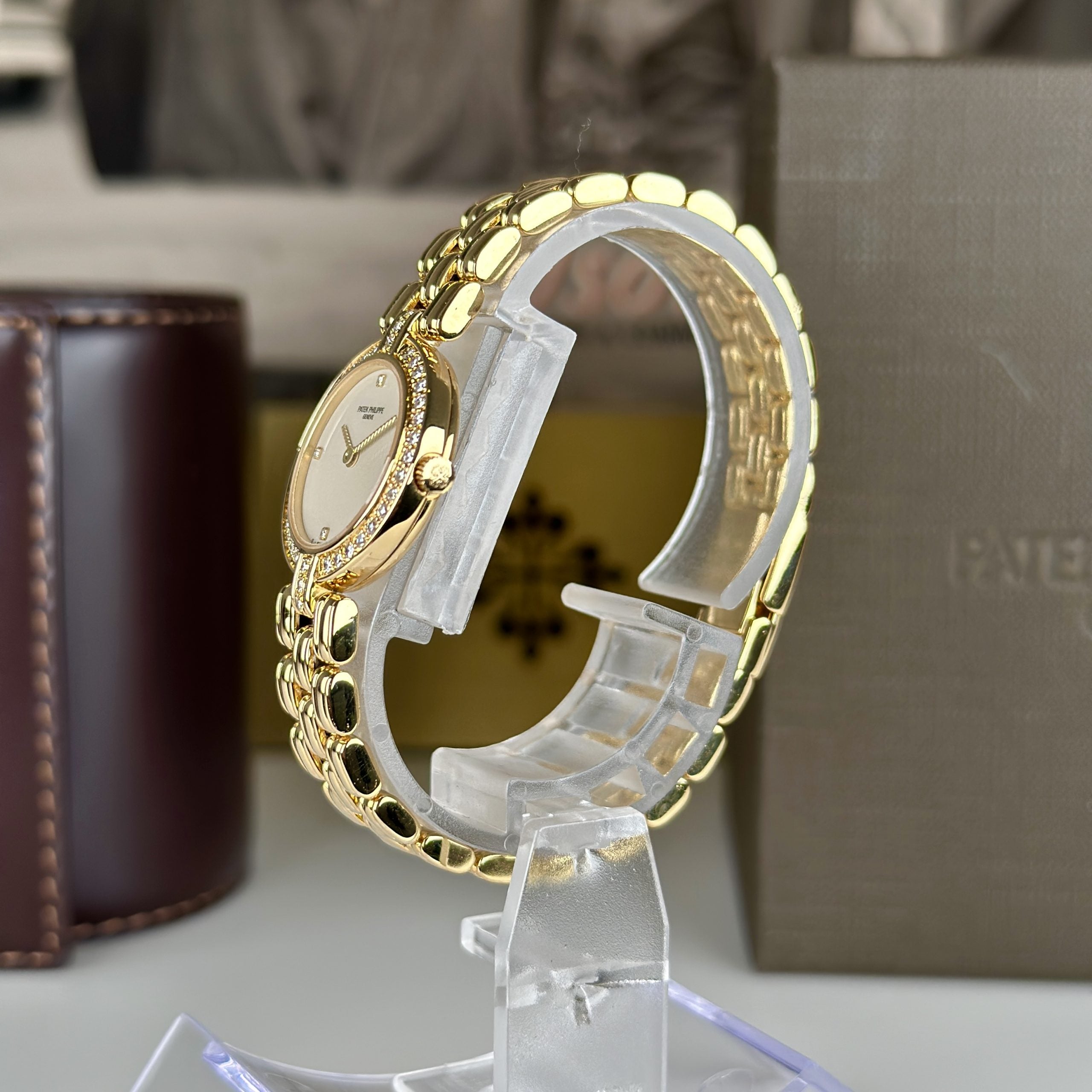 Patek Philippe Ref 4728 Ellipse Ladies Cocktail Watch 18k Gold with Factory Diamond
