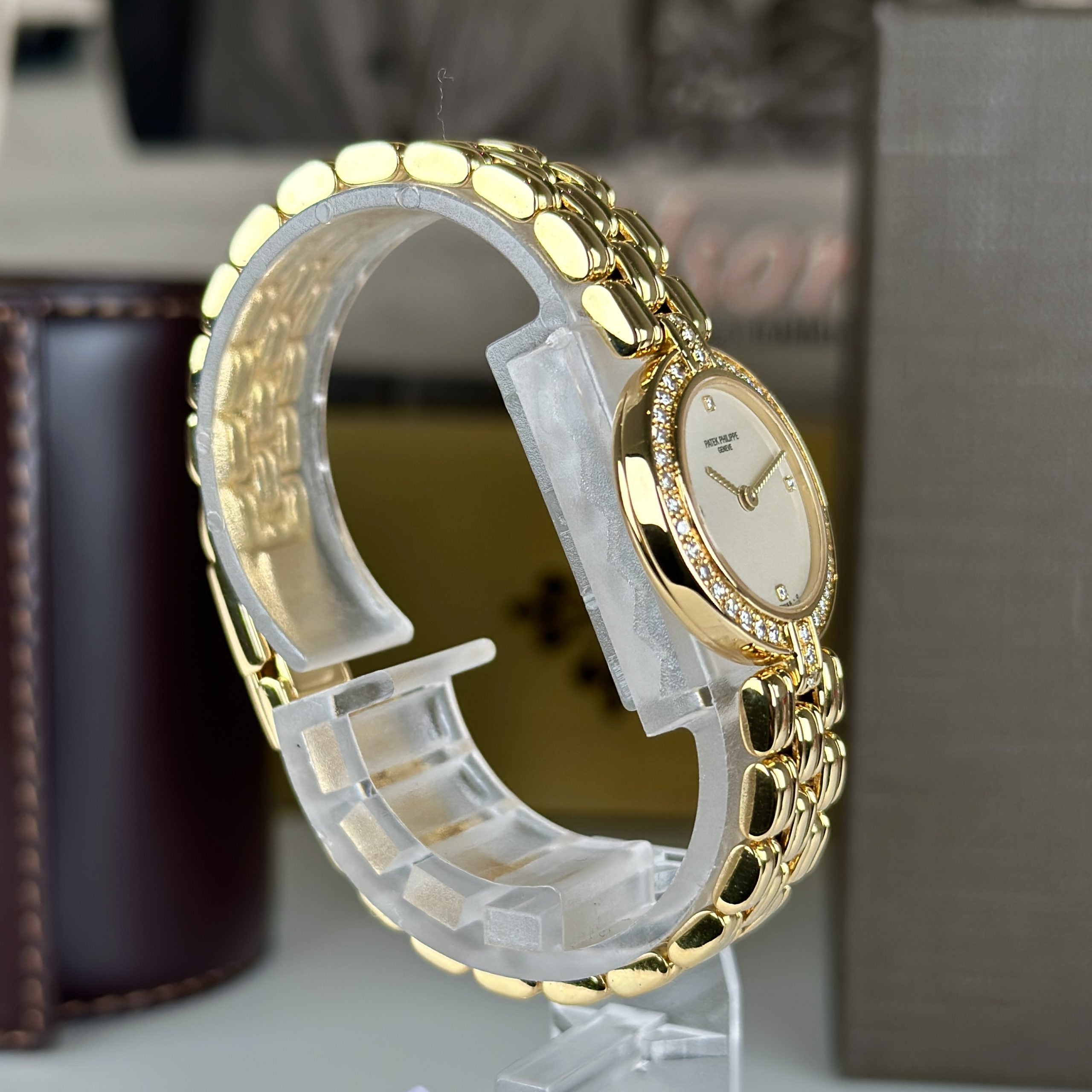 Patek Philippe Ref 4728 Ellipse Ladies Cocktail Watch 18k Gold with Factory Diamond