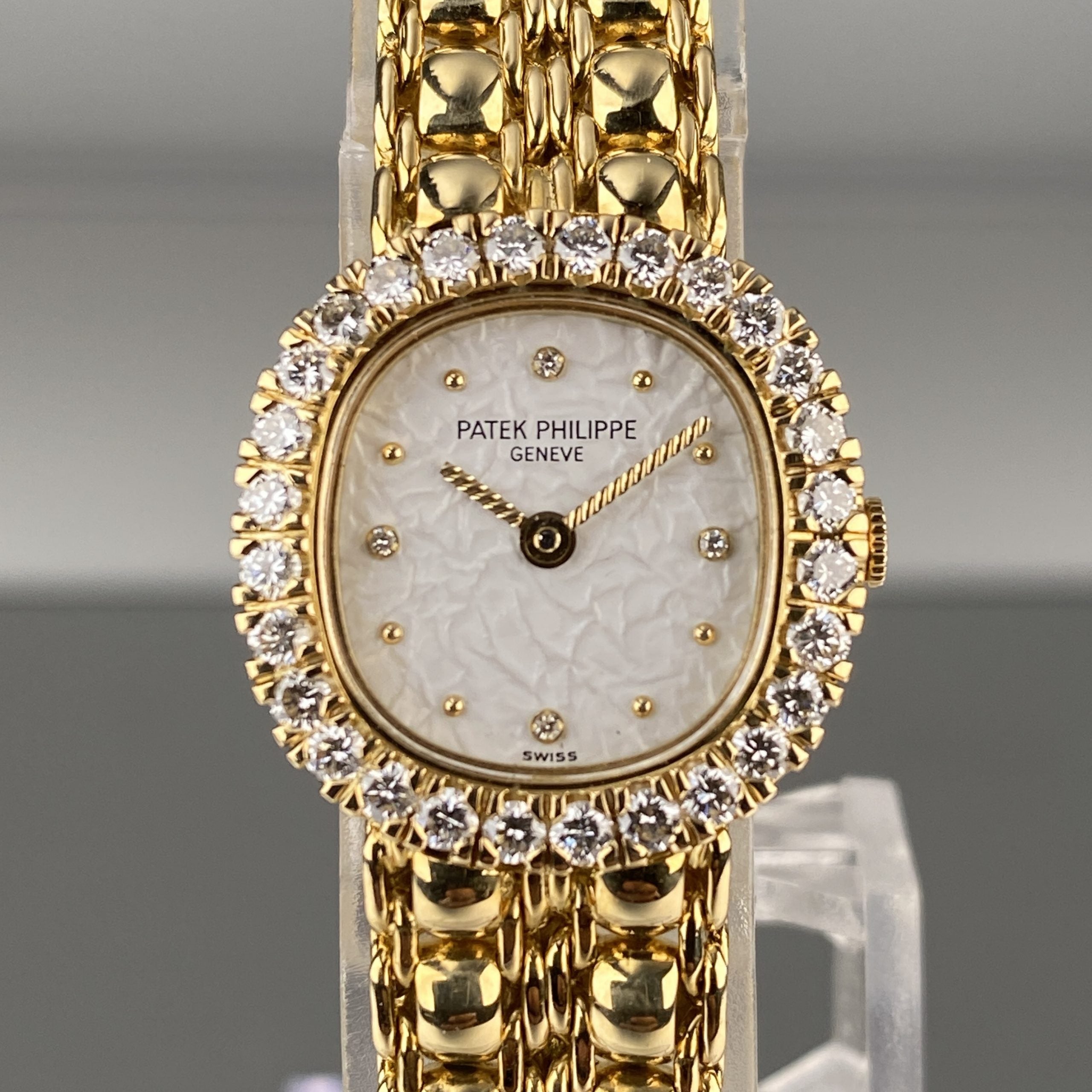 Patek Philippe Ref 4772 Ellipse Ladies Cocktail Watch 18k Gold with Factory Diamond