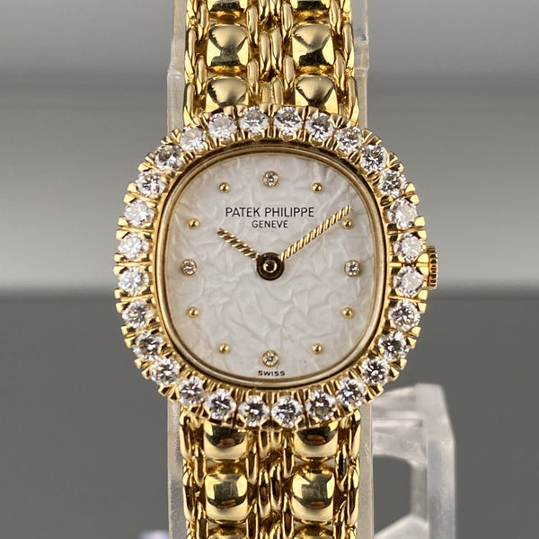 Patek Philippe Ref 4772 Ellipse Ladies Cocktail Watch 18k Gold with Factory Diamond
