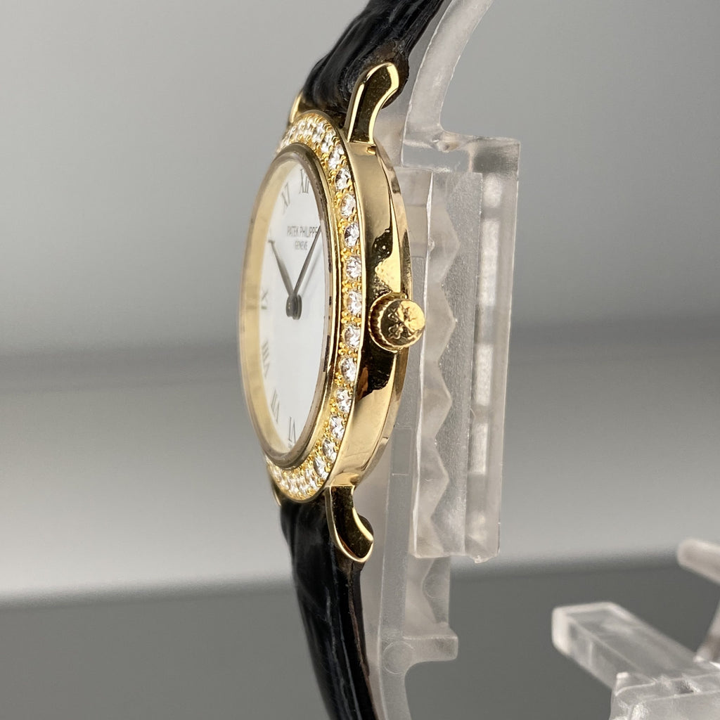 Patek Philippe Ref 4820 Calatrava Ladies Cocktail Watch 18k Gold with Factory Diamond