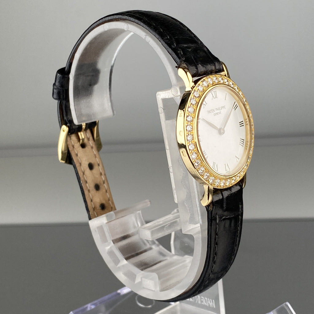 Patek Philippe Ref 4820 Calatrava Ladies Cocktail Watch 18k Gold with Factory Diamond