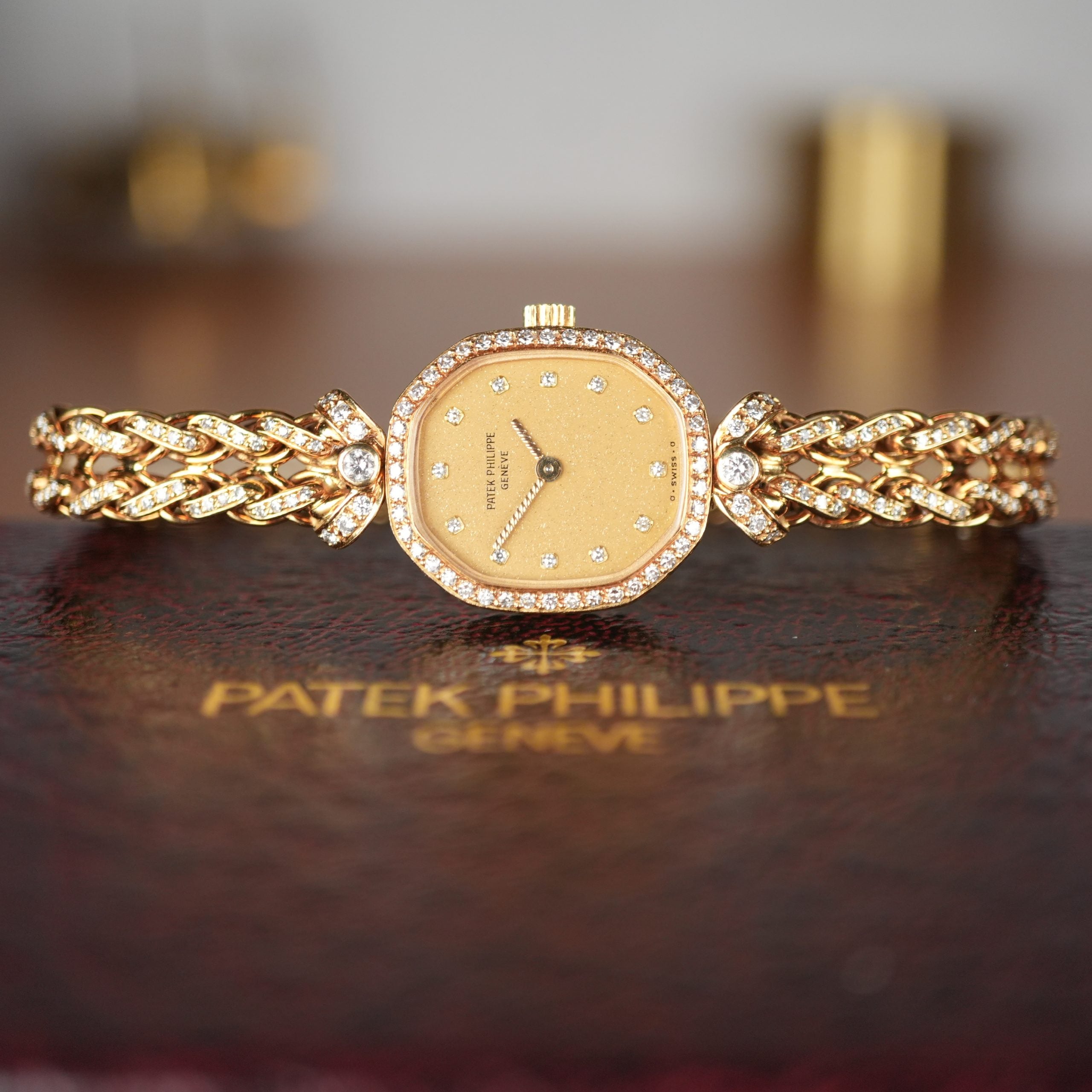 Patek Philippe Ref. 4581/1  Ladies Boutique Exclusive Full Factory Diamond 18K Gold