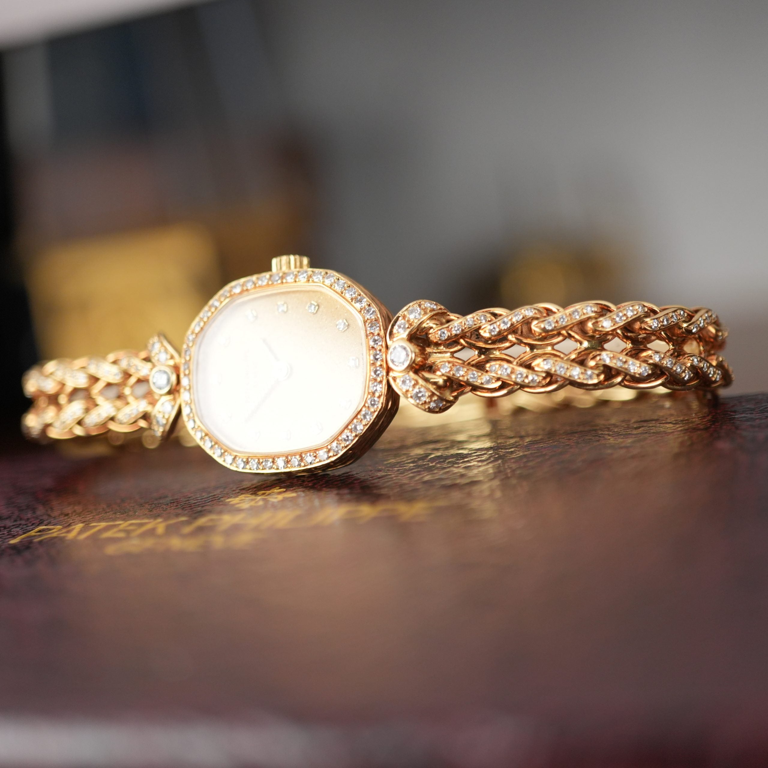 Patek Philippe Ref. 4581/1  Ladies Boutique Exclusive Full Factory Diamond 18K Gold
