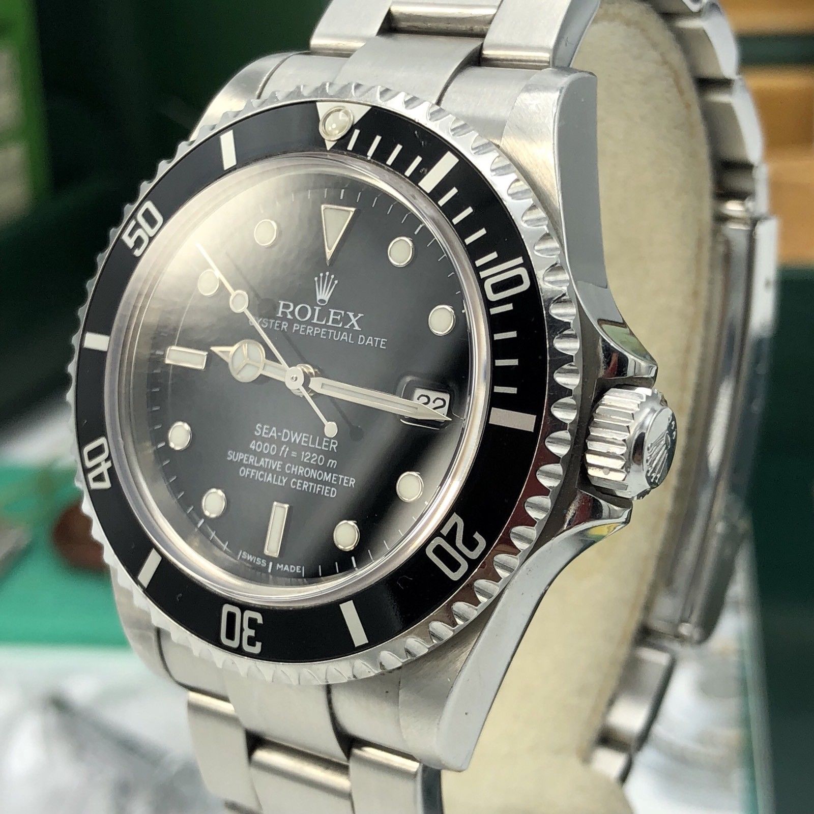 Rolex 16600 Sea Dweller Unpolished Extra Full Set Box & Papers 2004