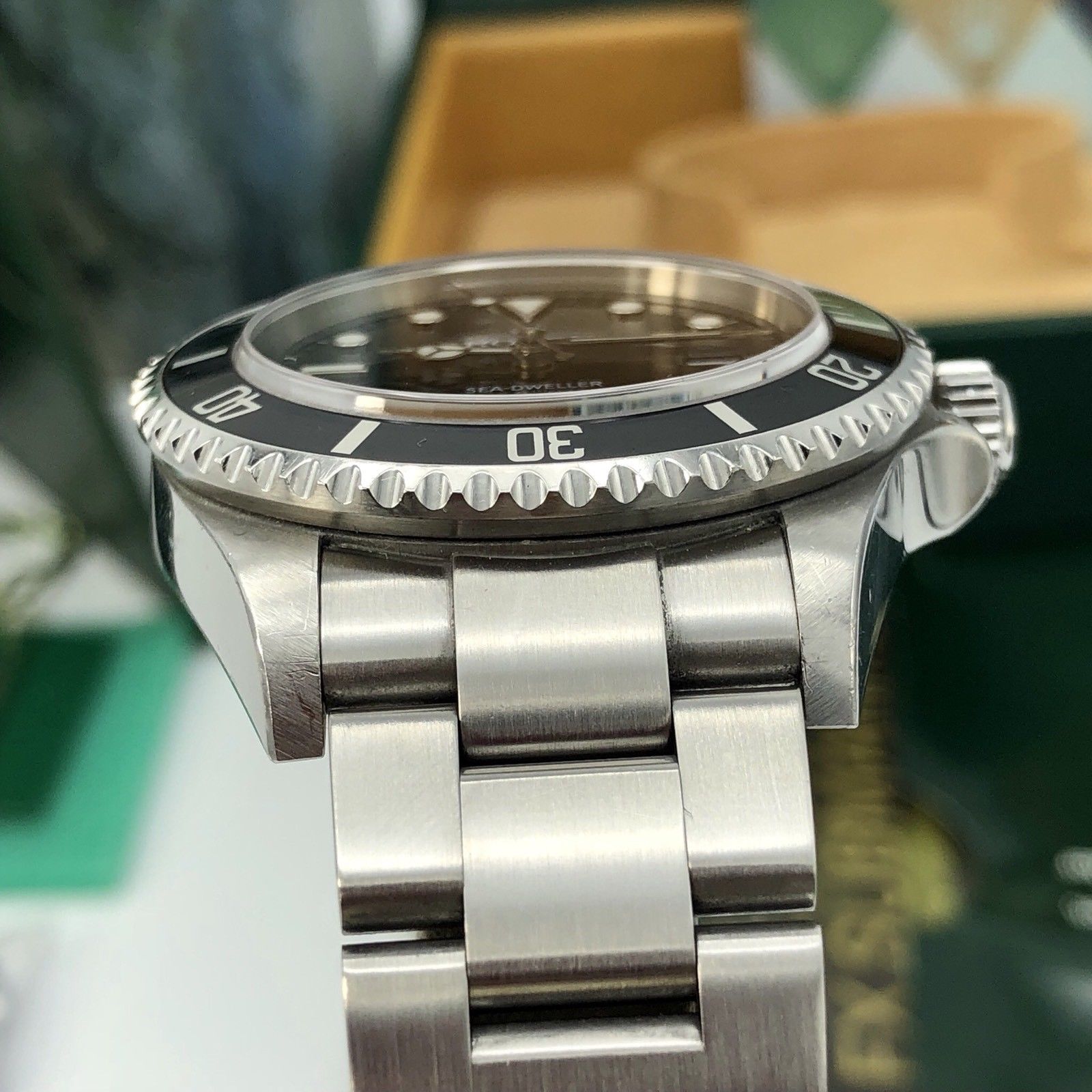 Rolex 16600 Sea Dweller Unpolished Extra Full Set Box & Papers 2004