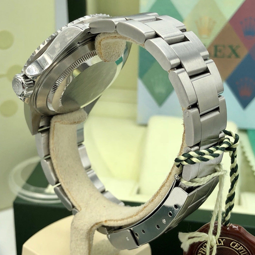 2004 Rolex Submariner 16610LV Anniversary F Kermit Full Set Unpolished Mk1Dial