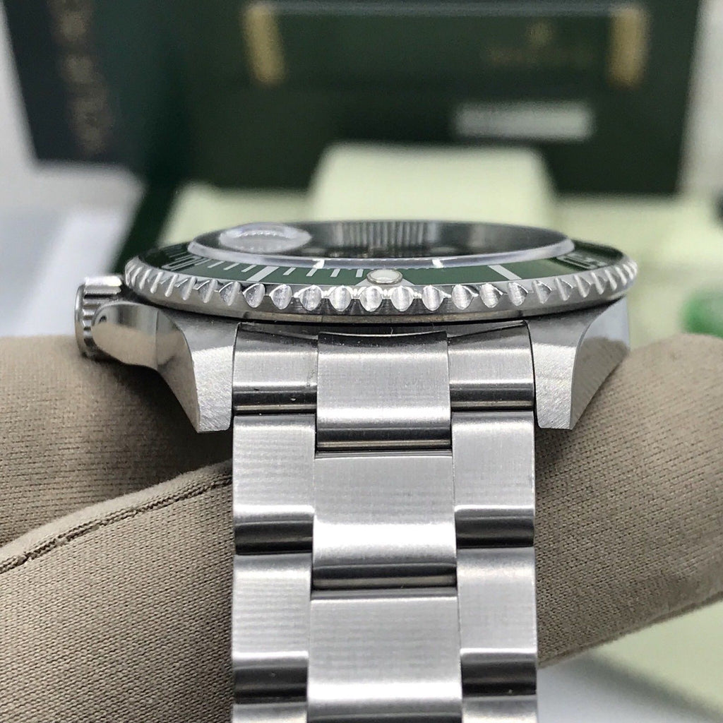 Rolex 16610LV Submariner Anniversary Green Kermit 2009 Full Set Card M Serial