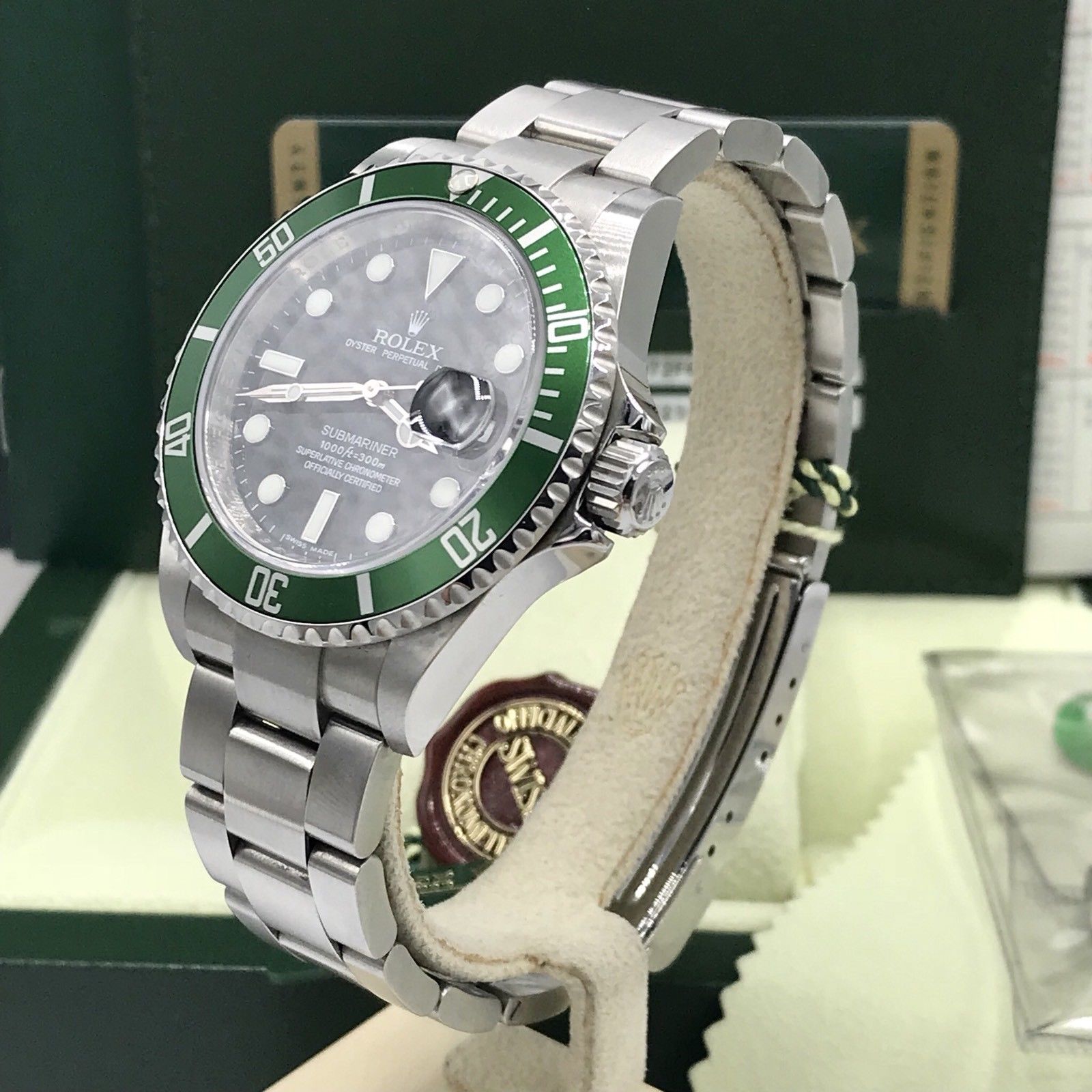 Rolex 16610LV Submariner Anniversary Green Kermit 2009 Full Set Card M Serial